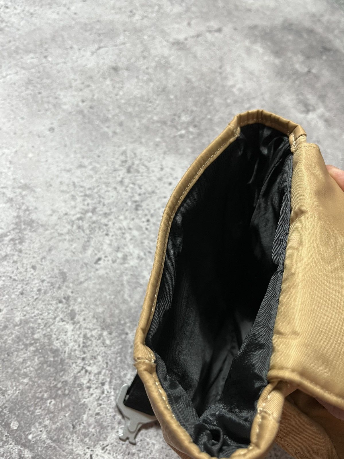 1017 ALYX 9SM 1017-ALYX-9SM Military metal Shoulder bag Size ONE SIZE - 17 Thumbnail
