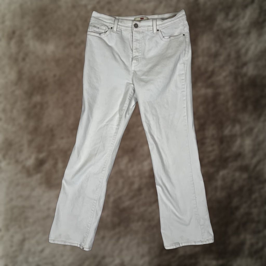 Levi's VINTAGE Levi's Jeans 512 Bootcut White Denim Slimming 14M 90s Retro USA 30x30 Womens Jeans Size 36" / US 14 / IT 50 - 1 Thumbnail