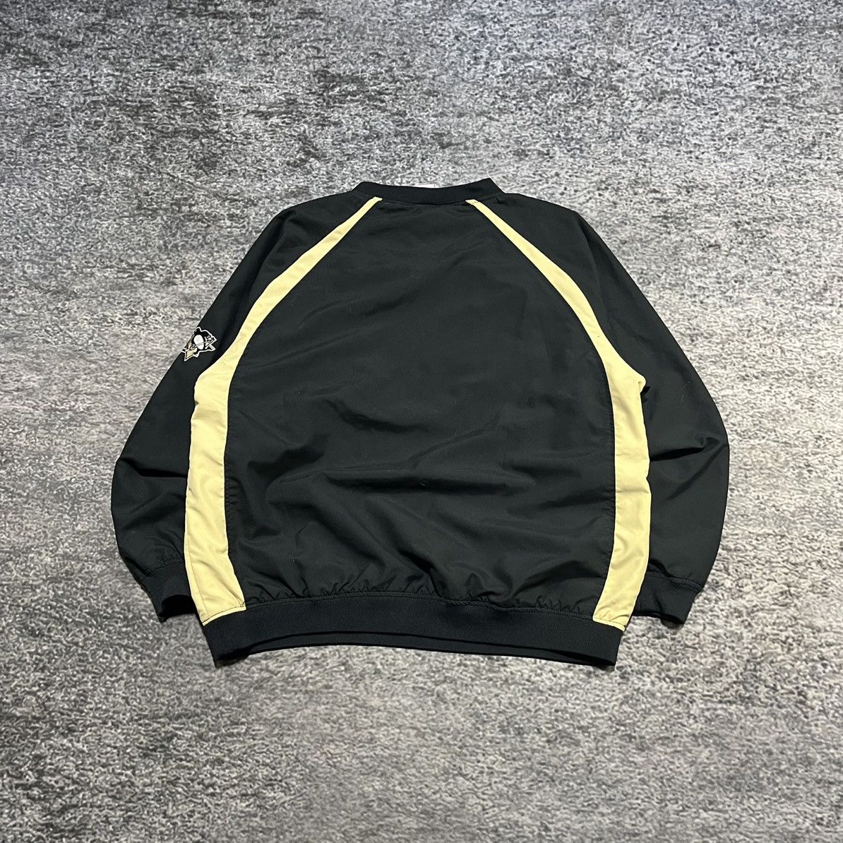 NHL Vintage Pittsburgh Penguins NHL Logo Pullover Windbreaker Size US L / EU 52-54 / 3 - 2 Thumbnail