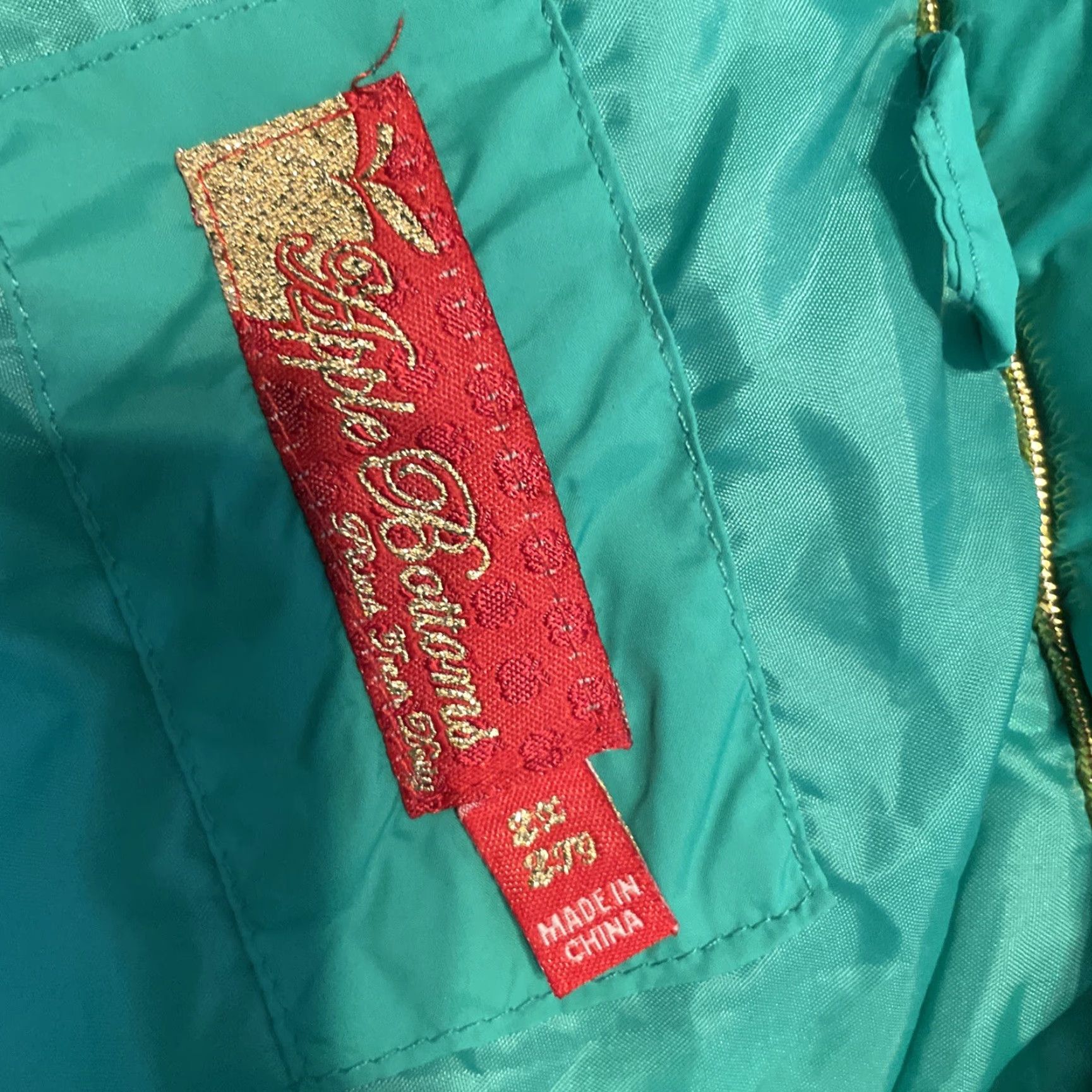 Vintage VINTAGE Apple Bottoms Puffer Vest Green Gold Studded 2XL Women Short Sleeveless Zip Up Y2K Hooded Puffer Jacket Size 40" / US 18 - 5 Thumbnail