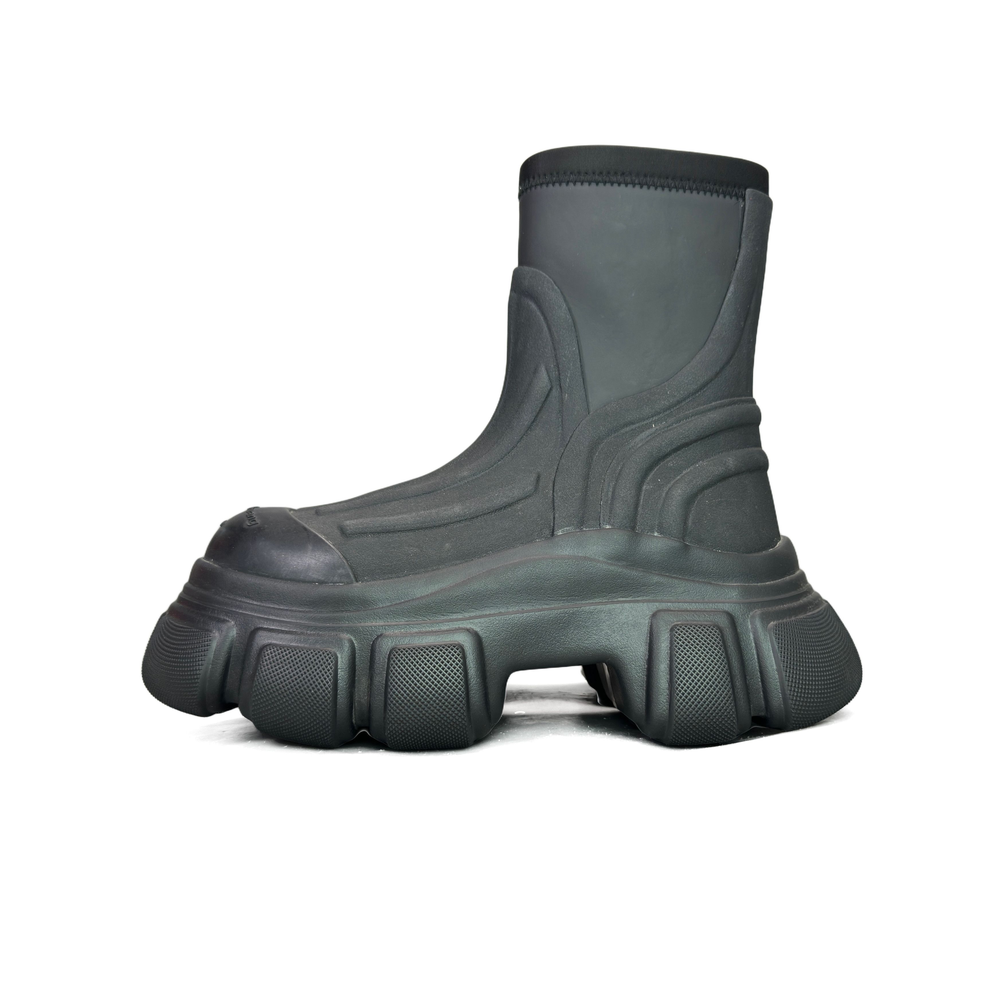 Alexander Wang Alexander Wang Black Rubber Platform Boots Size 36 Size US 6 / IT 36 - 1 Thumbnail