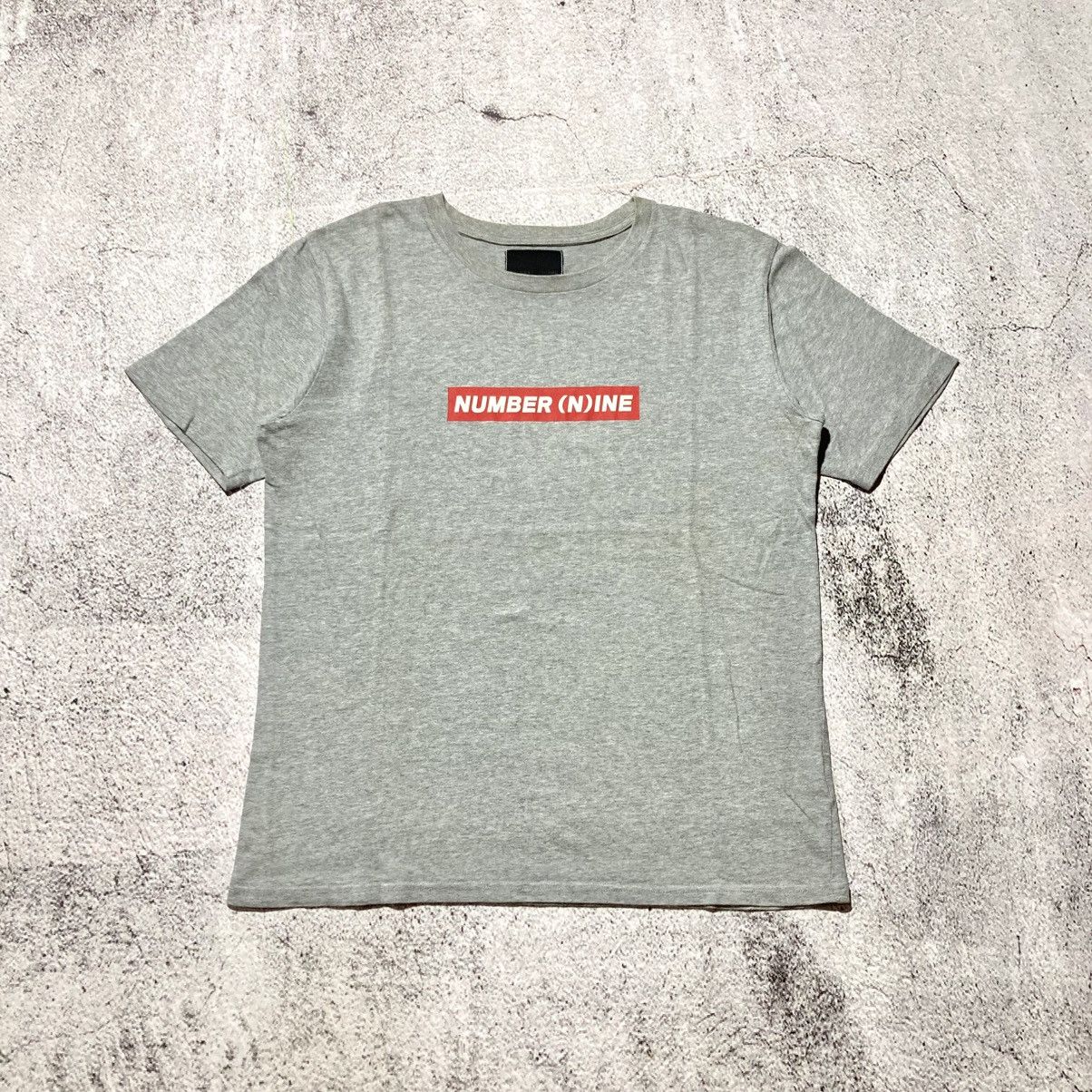 Number (N)ine Vintage Number (N)ine Spell Out Box Logo T-shirt Grey Size US L / EU 52-54 / 3 - 1 Thumbnail