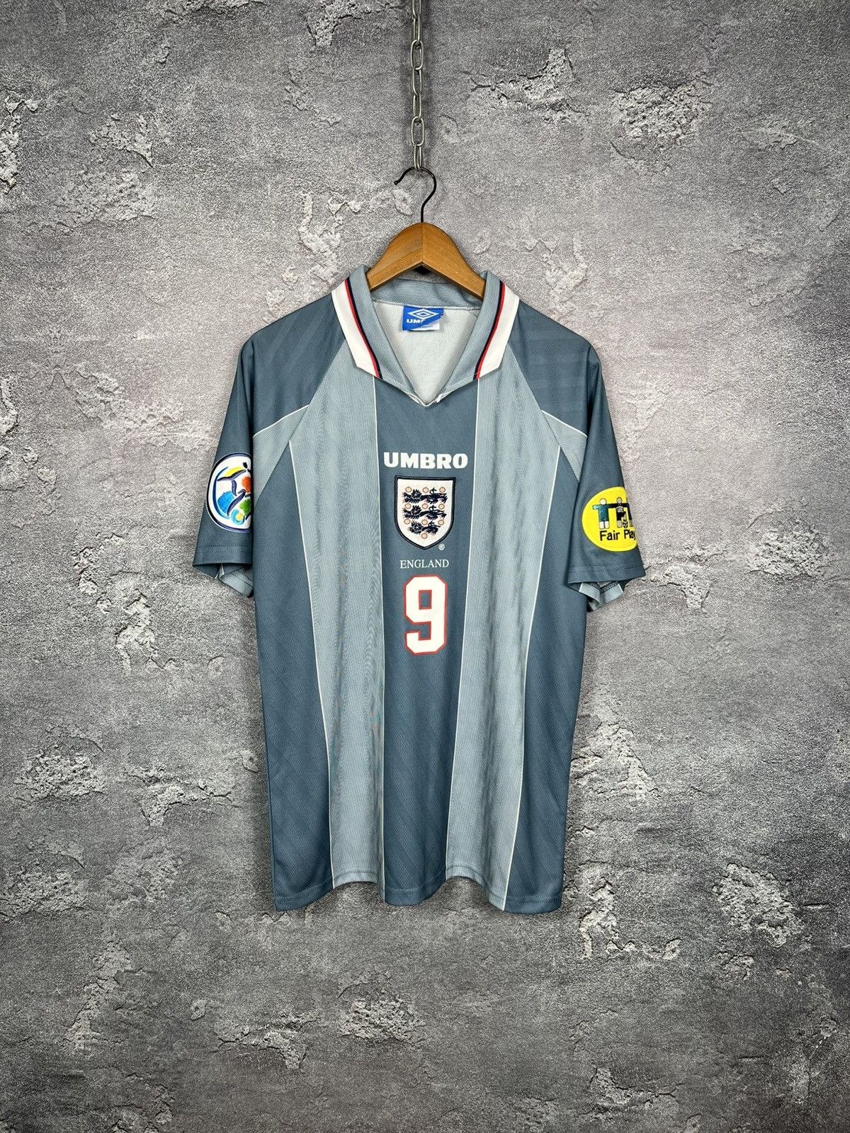 Umbro Vintage Umbro 1996 England #9 Shearer Jersey T-shirt Size US L / EU 52-54 / 3 - 1 Thumbnail