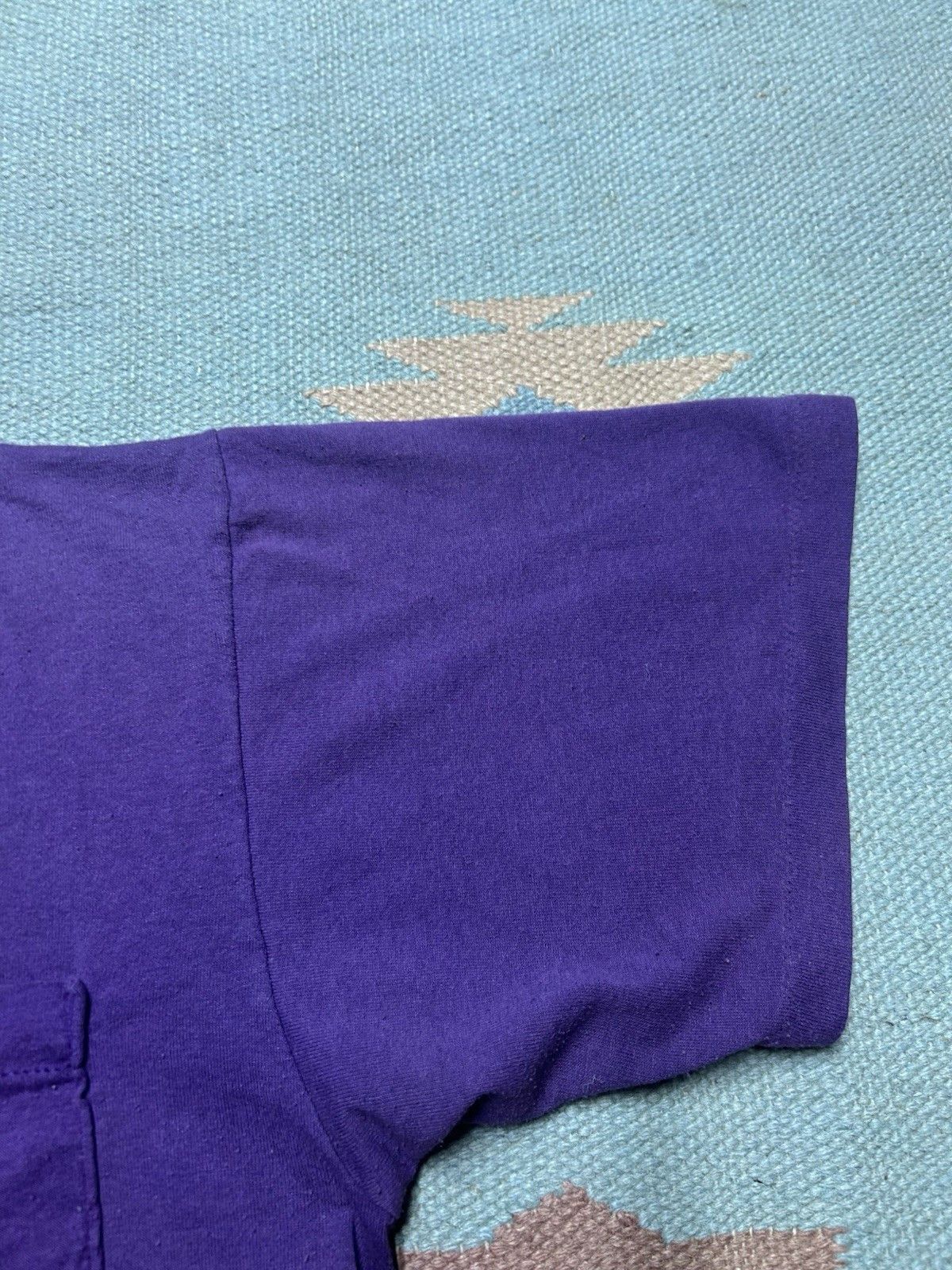 Vintage 80s pocket t shirt blank plum jerzees single stitch soft L Size US L / EU 52-54 / 3 - 4 Thumbnail