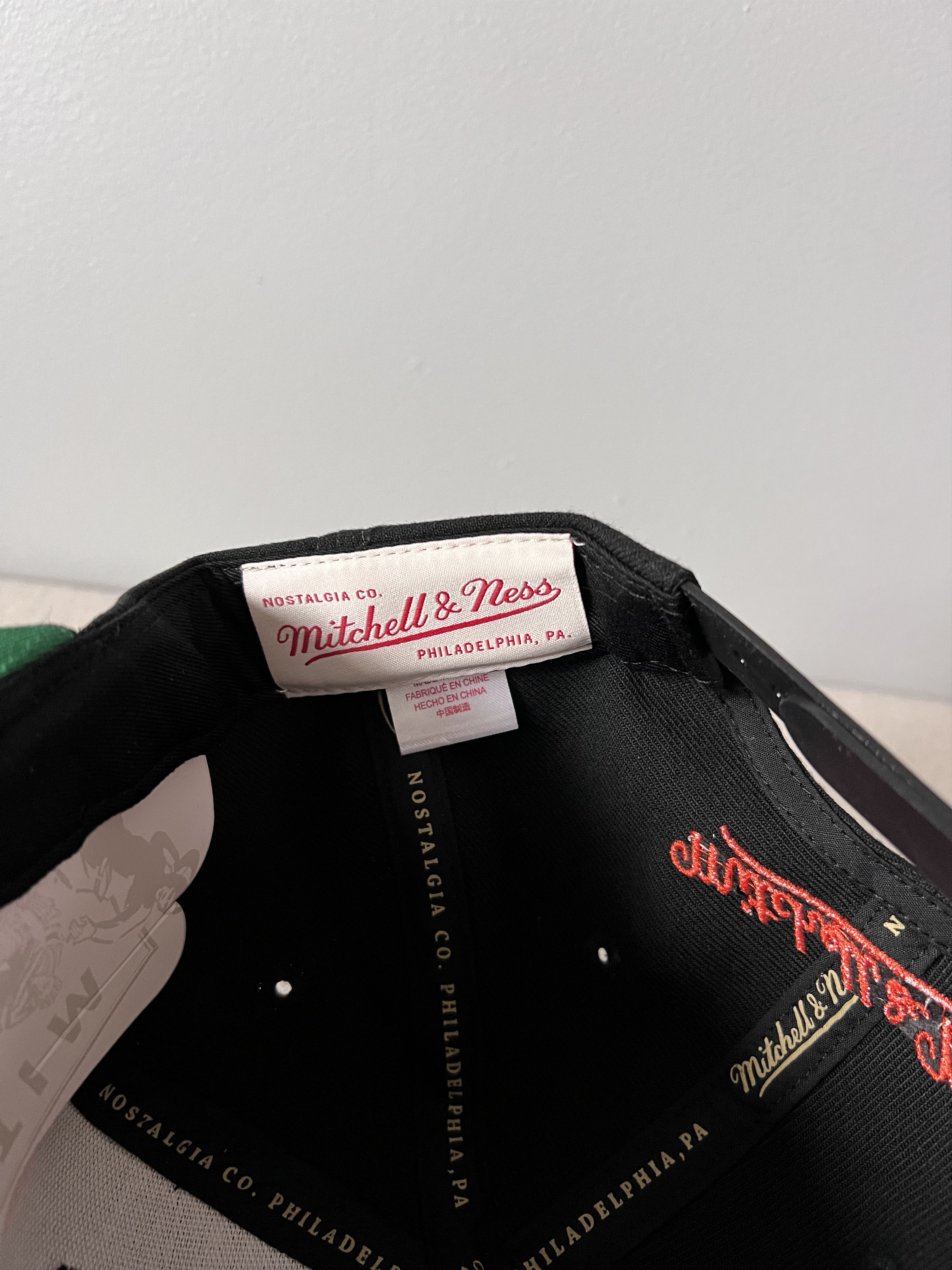 Mitchell & Ness Mitchell & Ness Philadelphia Flyers Varsity Bust Snapback Size ONE SIZE - 6 Thumbnail