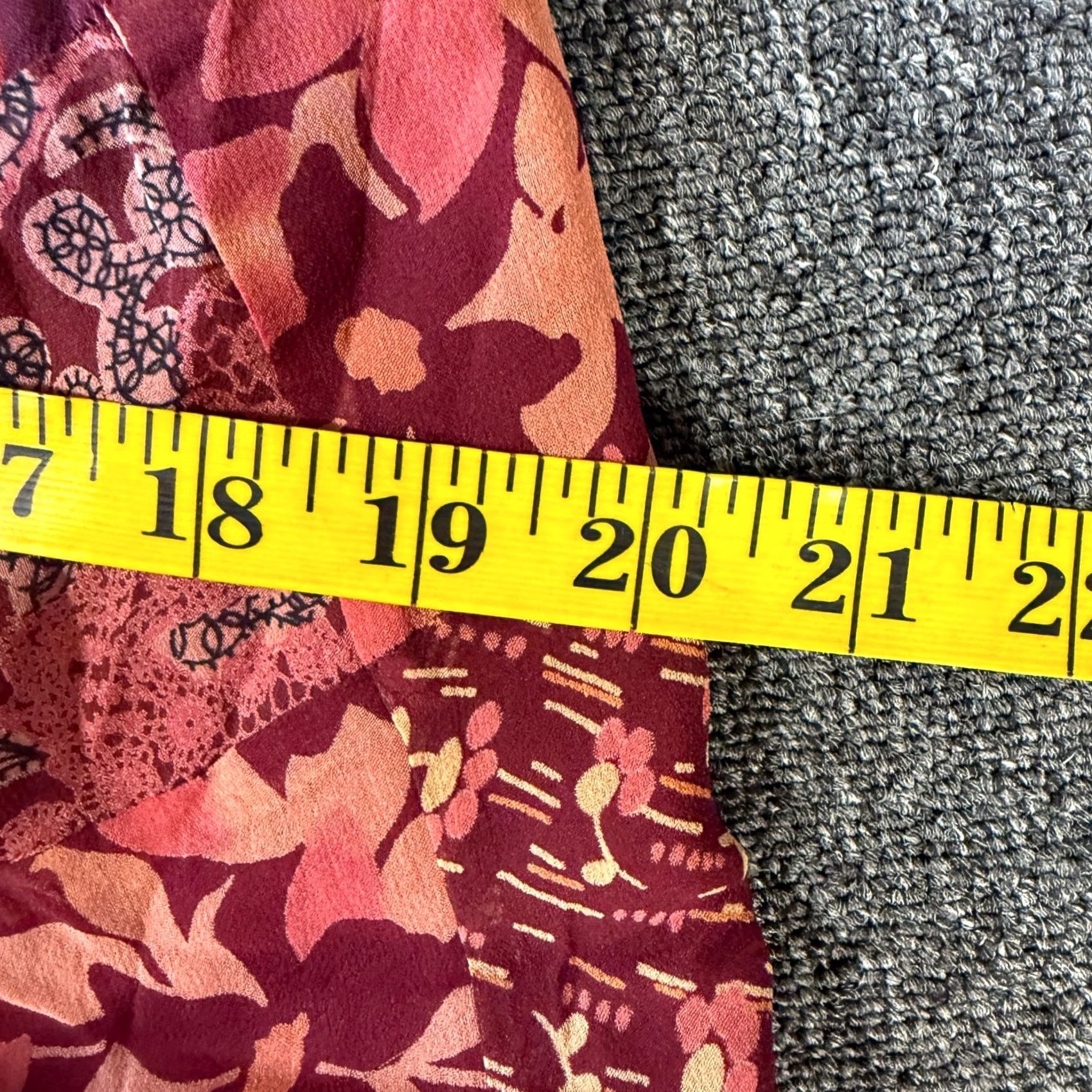 Vintage VINTAGE ECI New York Skirt Red Patchwork Midi Ruffle Asymmetric Silk XL Womens Size 40" / US 18 - 5 Thumbnail