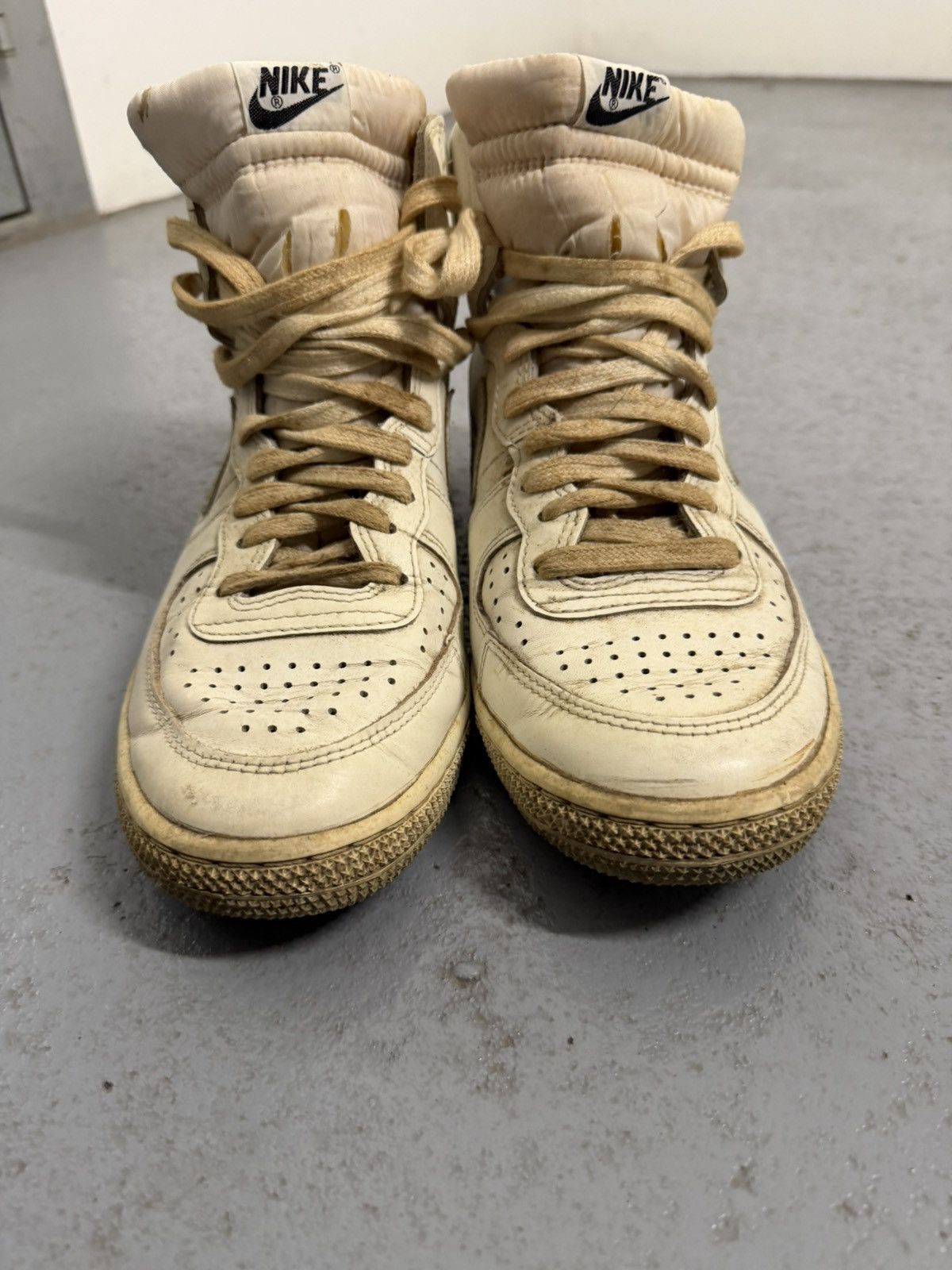 Nike Vintage 1982 Nike Legend Made In Korea Sneakers Size US 11 / EU 44 - 7 Thumbnail