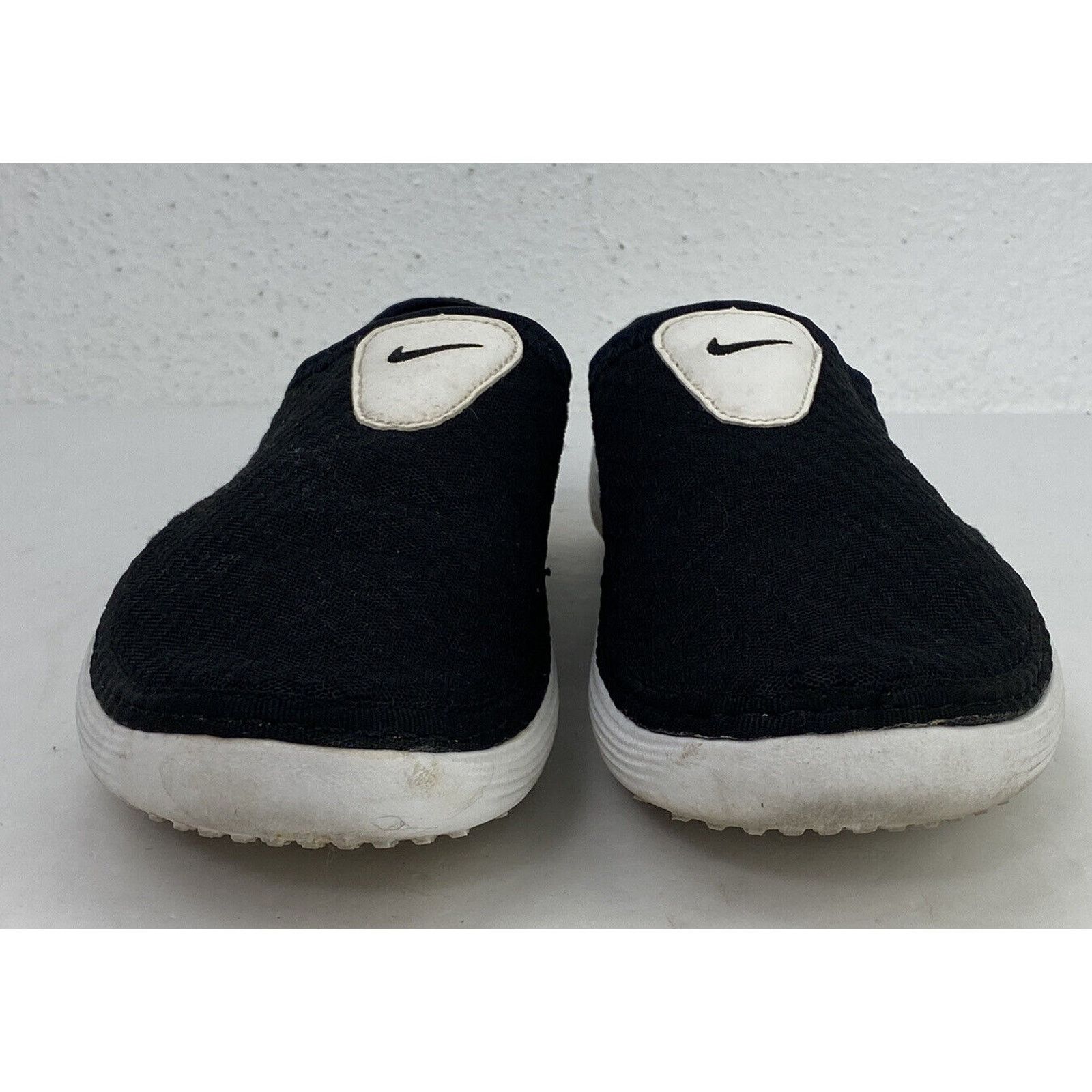 Nike Nike Solarsoft Mule Slip-On Black White Size 8 555346-001 Size US 8 / EU 41 - 2 Thumbnail