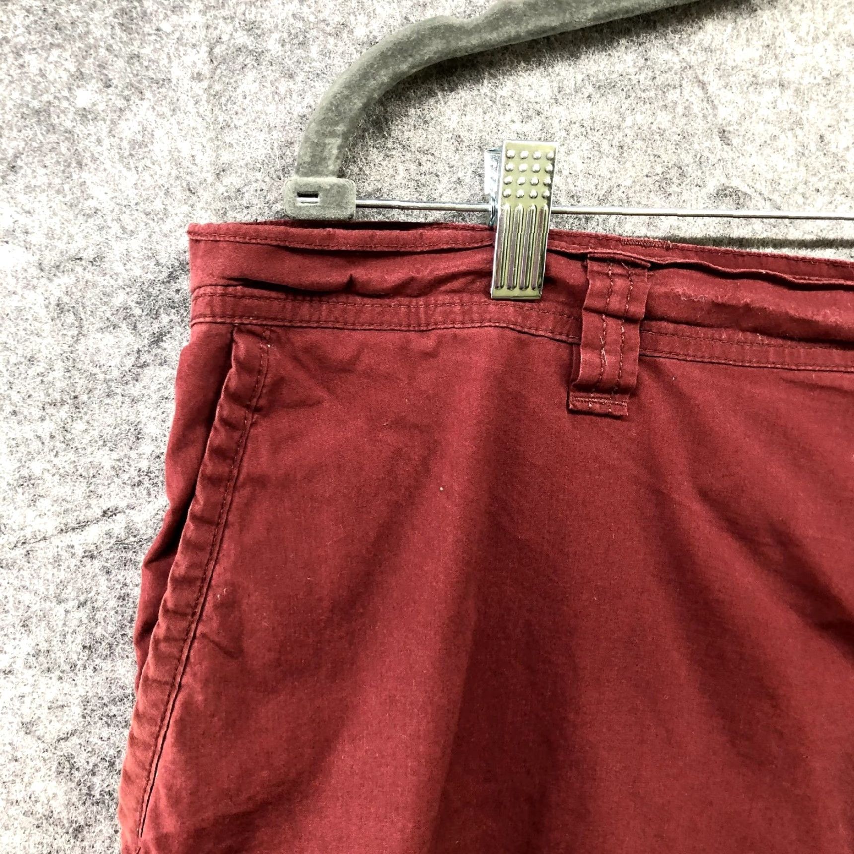 Vintage Vintage Columbia Men's Chino Shorts 42 Burgundy Cotton Flat Front Outdoor Casual Relaxed Fit Size US 42 / EU 58 - 5 Thumbnail