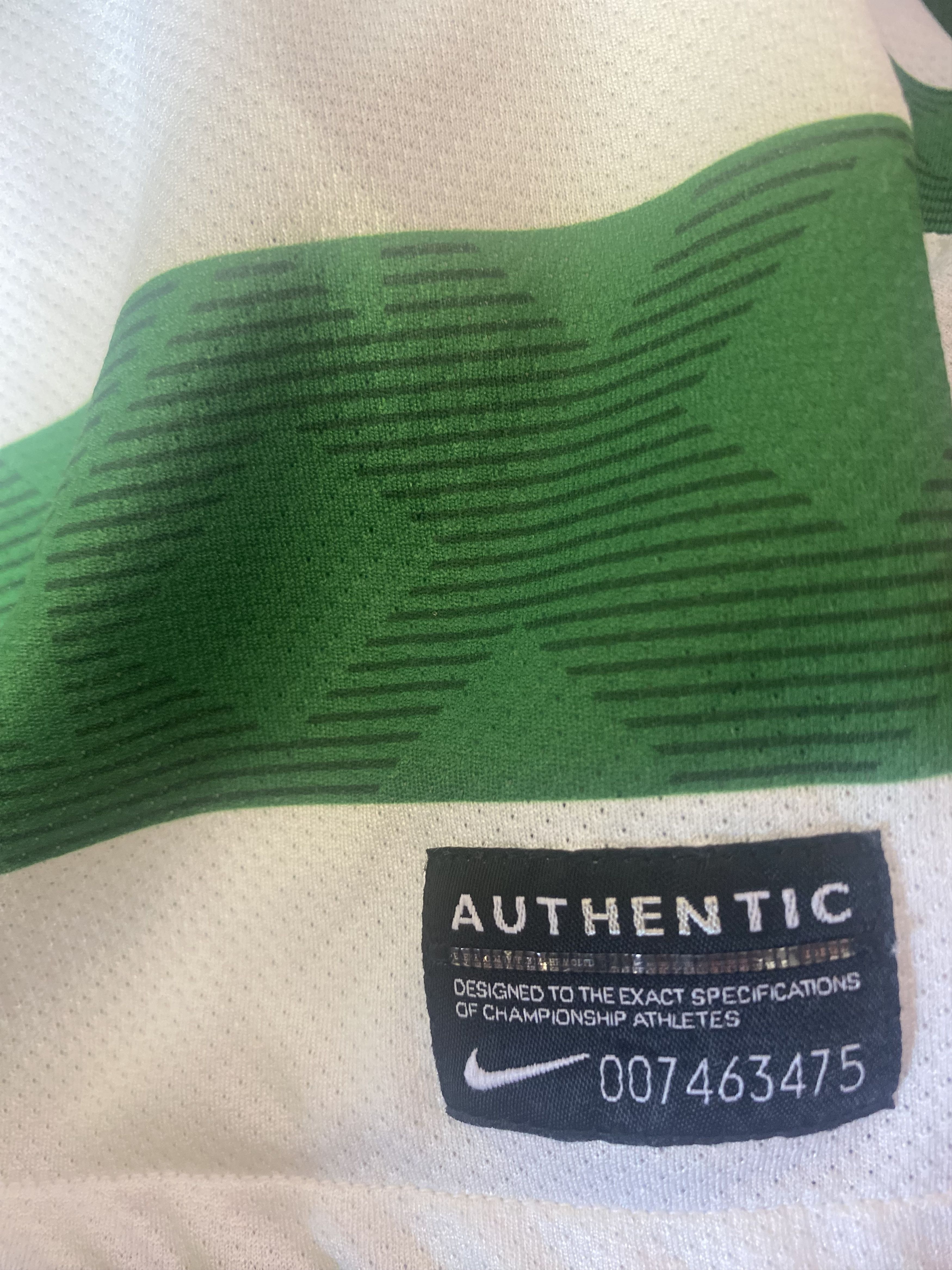 Nike CELTIC F.C. 2010 - 2012 - Nike - children's - UNIQUE Size US XXS / EU 40 - 7 Thumbnail