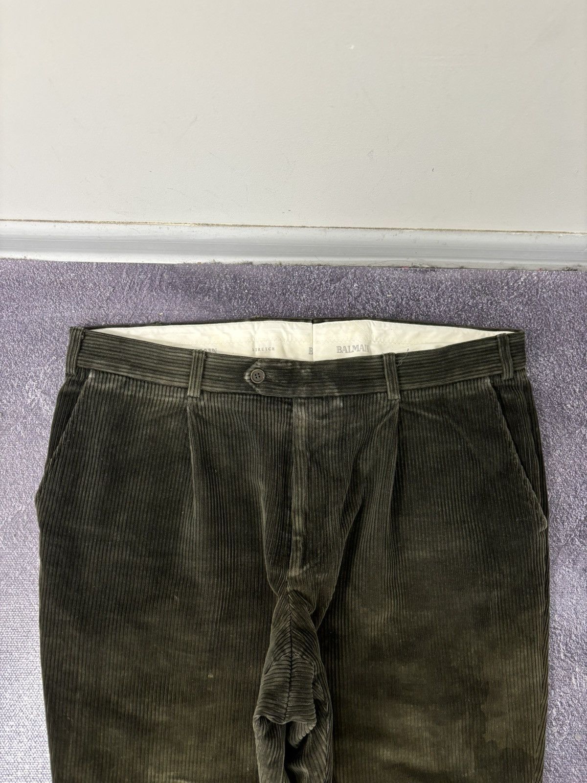 Balmain Vintage Balmain Velvet Corduroy Khaki Green Rare Baggy Pants Size US 38 / EU 54 - 9 Thumbnail