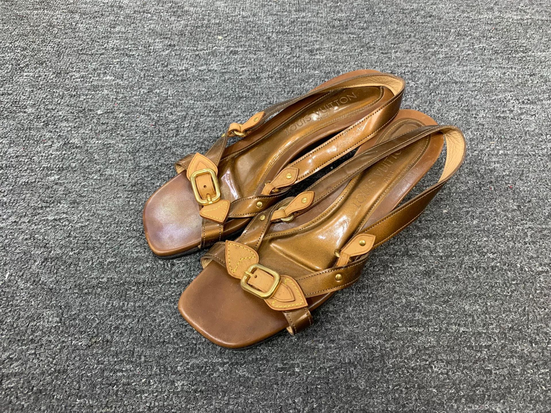 Louis Vuitton Louis Vuitton Sandals us_7 Women Size US 7 / IT 37 - 1 Thumbnail