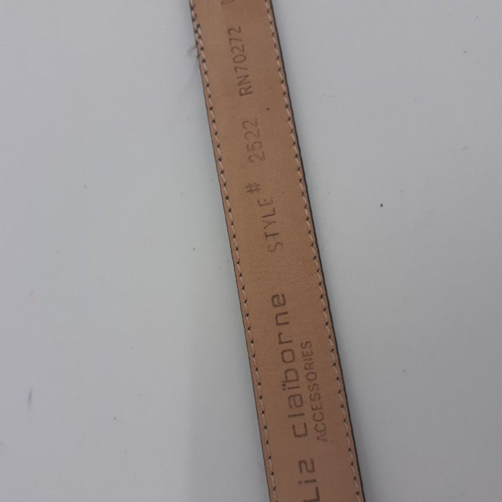 Other Liz Claiborne Accessories Gray Skinny Full Grain Aniline L Size ONE SIZE - 3 Thumbnail
