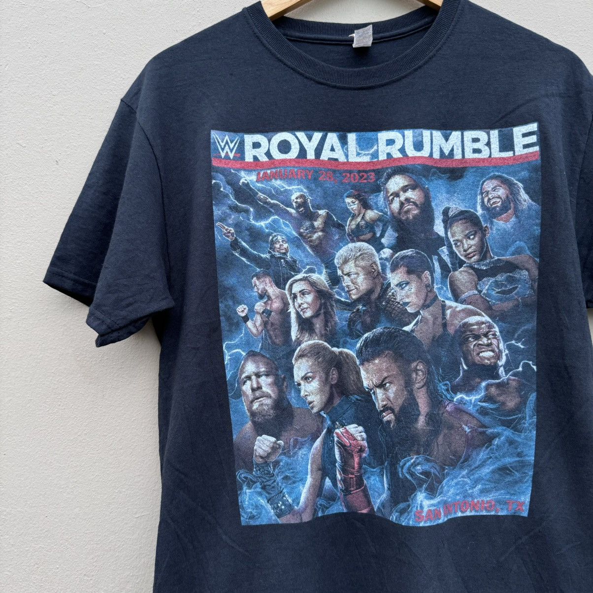 Vintage × WWE wwe royal rumble 2023 t shirt Size US M / EU 48-50 / 2 - 2 Thumbnail