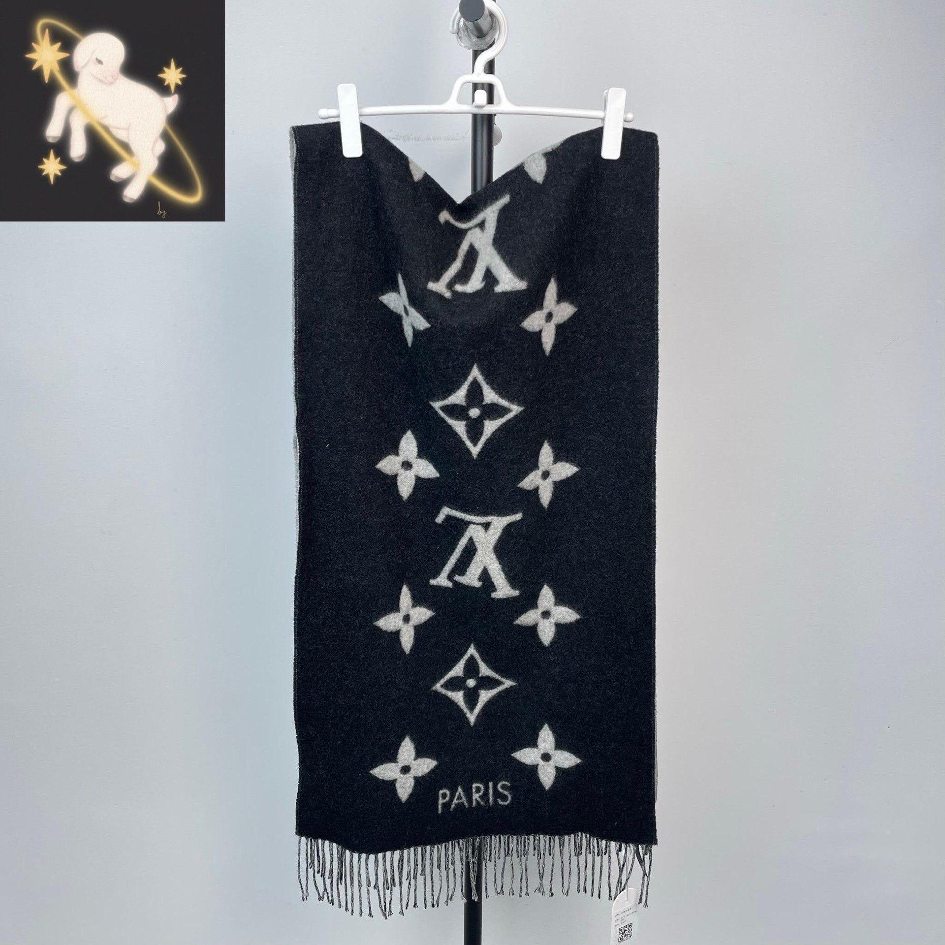 Louis Vuitton Louis Vuitton Gray Scarf XS Men Size ONE SIZE - 1 Thumbnail