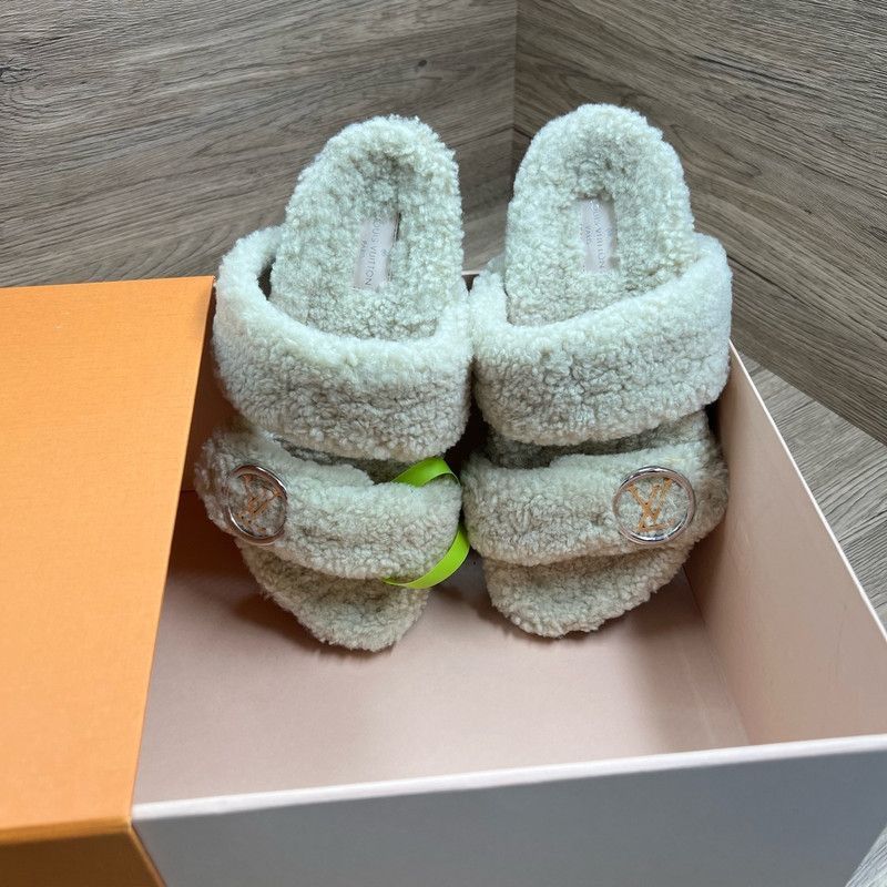 Louis Vuitton Louis Vuitton Bom Dia Teddy Slides for Women -2505 Size US 6 / IT 36 - 2 Thumbnail