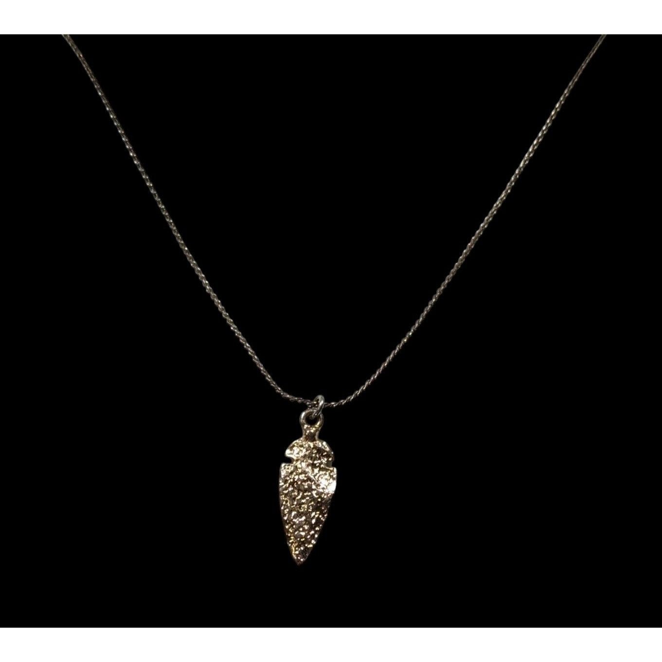 Other Delicate Textured Arrowhead Pendant Necklace On Gold Tone Ch Size ONE SIZE - 3 Thumbnail