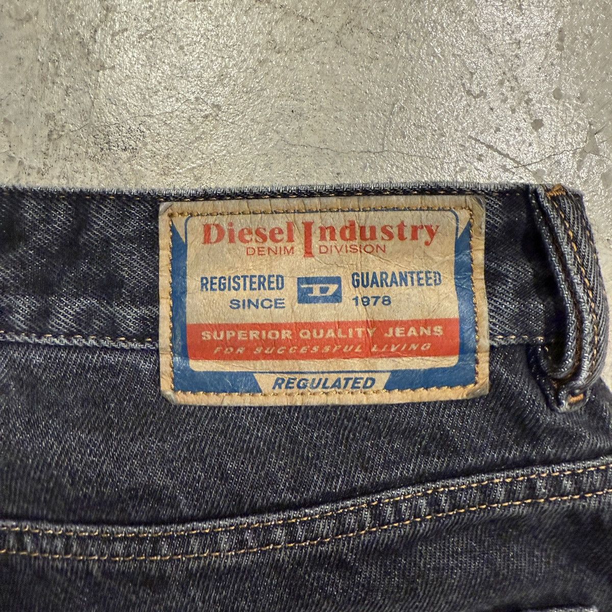 Diesel Diesel D Rise Relaxed Jeans Size US 30 / EU 46 - 7 Thumbnail