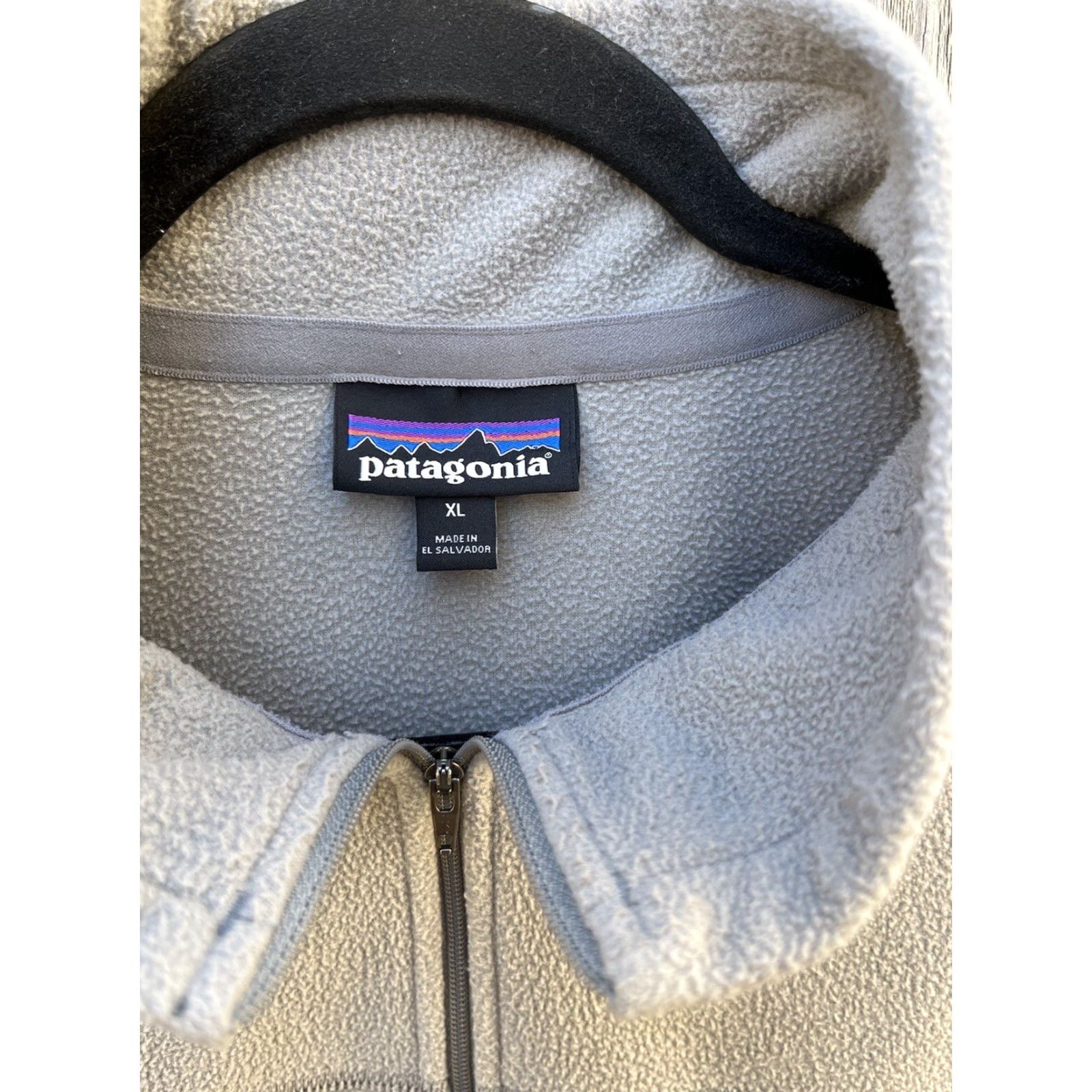 Patagonia Patagonia Pullover Sweatshirt Gray Solid XL Zip Pocket Poly Stretch Outdoor Mens Knit-Short Sleeve? Size US XL / EU 56 / 4 - 2 Thumbnail