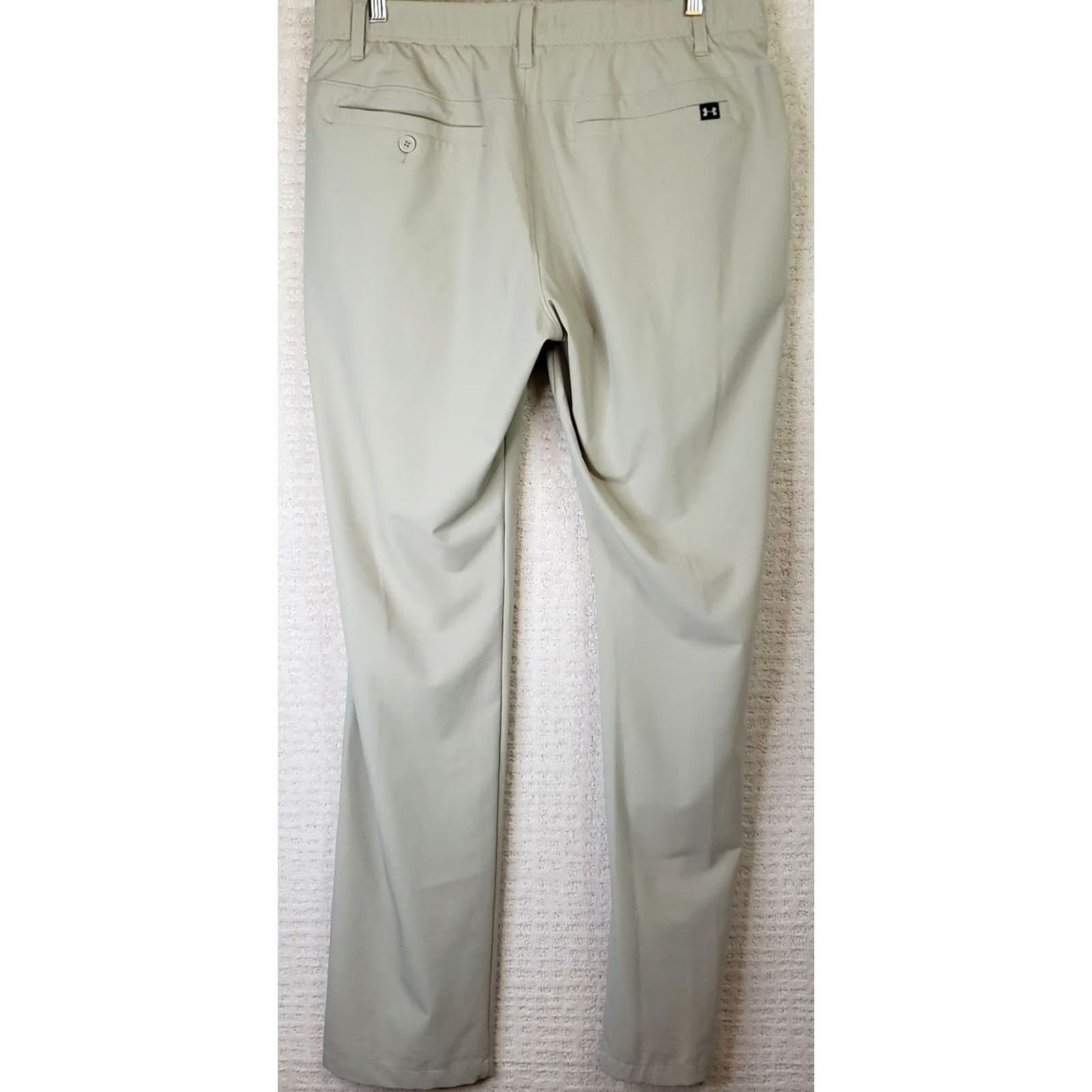 Under Armour Under Armour UA Golf Pants Mens 36x34 Beige Ivory Solid Button Flat Front Straight Leg Inseam 34 Regular Size 36 Mens Size US 36 / EU 52 - 6 Thumbnail