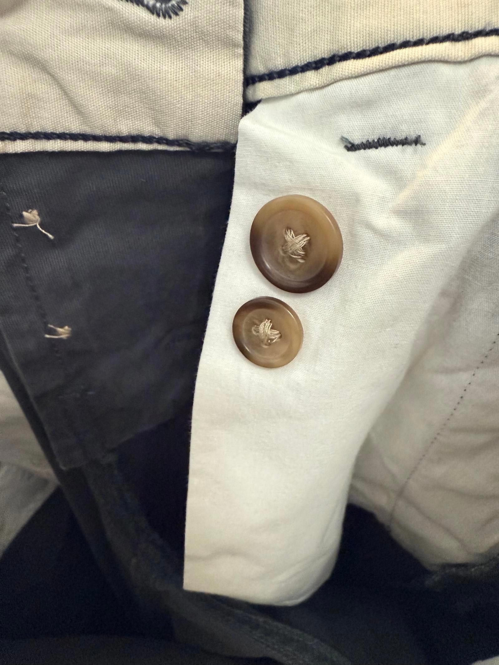 Canvas NWOT Lands' End Canvas Distressed Buttonfly Chinos Size 26" / US 2 / IT 38 - 9 Thumbnail