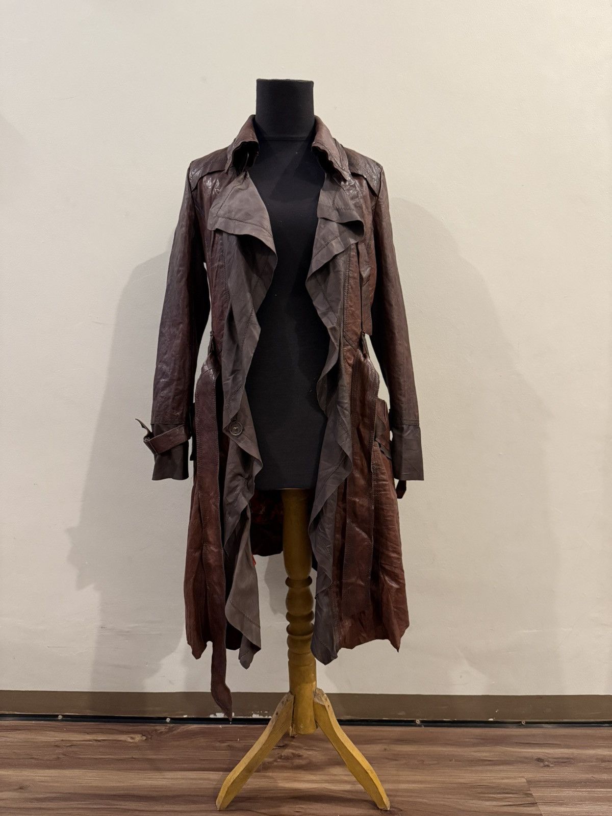 14th Addiction 2000’s avant-garde Leather coat korean designer brand tankus Size S / US 4 / IT 40 - 2 Thumbnail