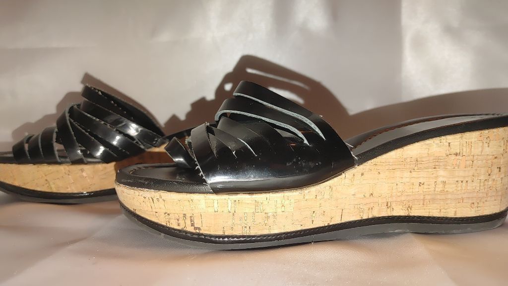 Donald Pliner Donald Pliner Sheena Cork Wedge Sandal Size 7M Size US 7 / IT 37 - 3 Thumbnail