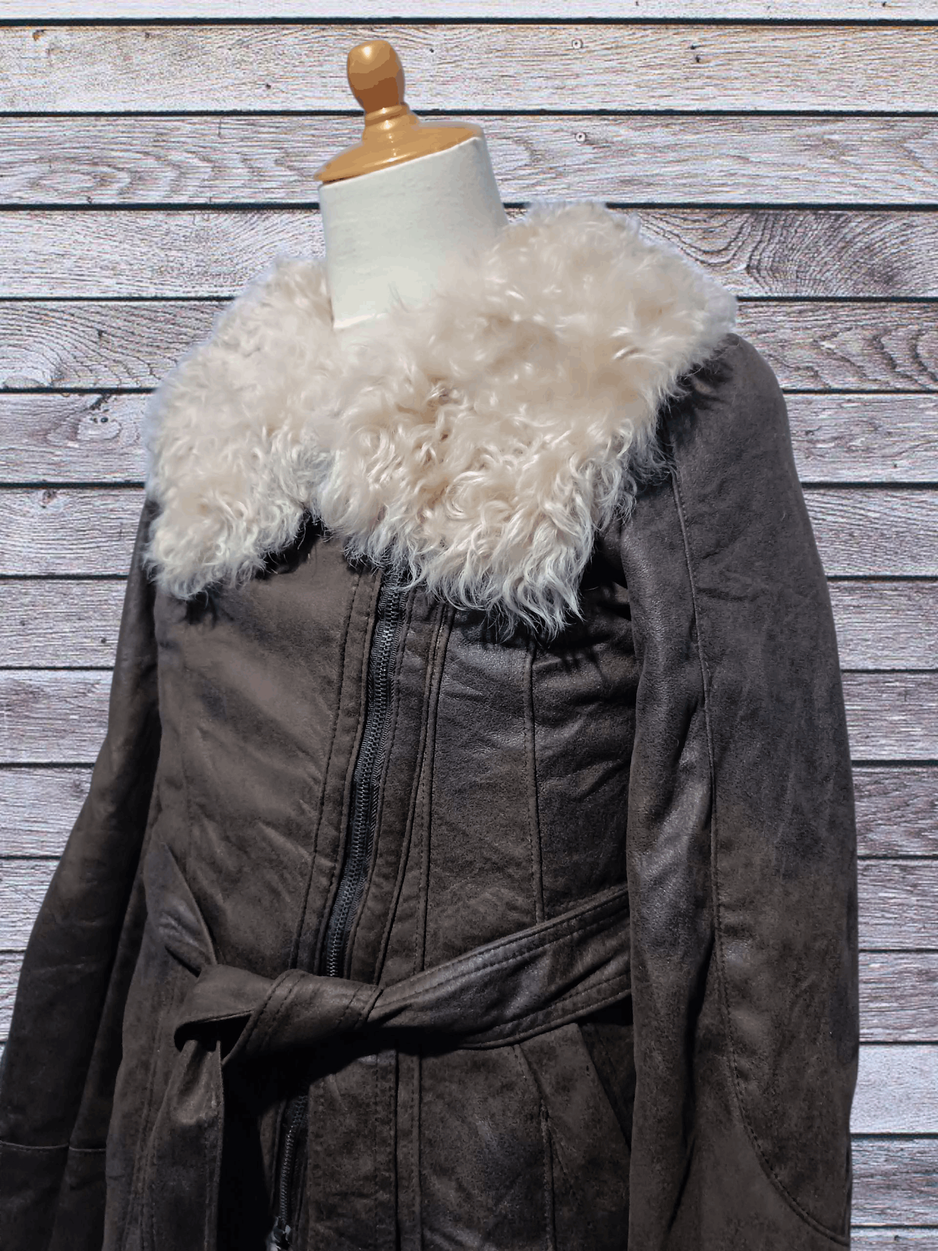 Japanese Brand Asymmetrical Faux Fur Jacket Brown Size M / US 6-8 / IT 42-44 - 2 Thumbnail