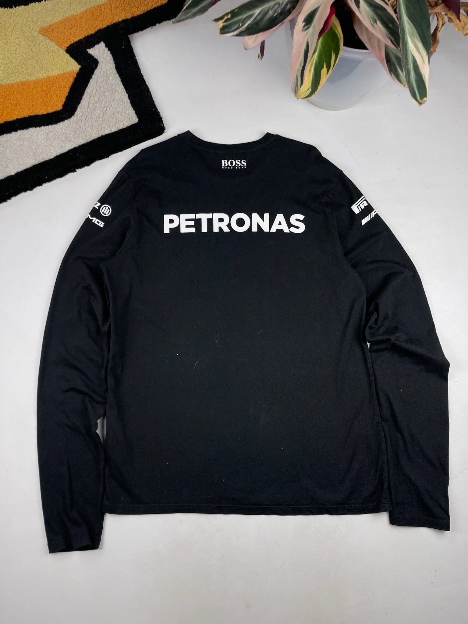 Formula 1 Mercedes AMG Petronas Racing Long Sleeve Size US M / EU 48-50 / 2 - 4 Thumbnail
