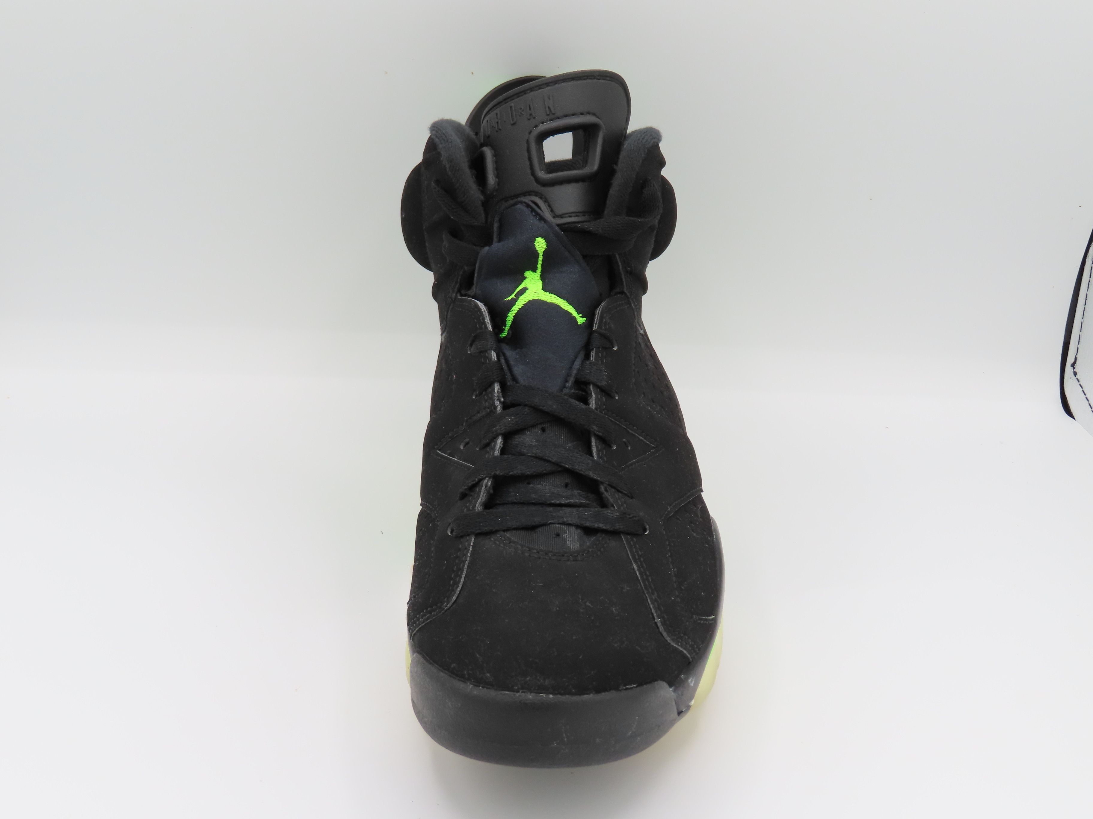 Jordan Brand Jordan 6 Retro Electric Green Size US 8 / EU 41 - 2 Thumbnail