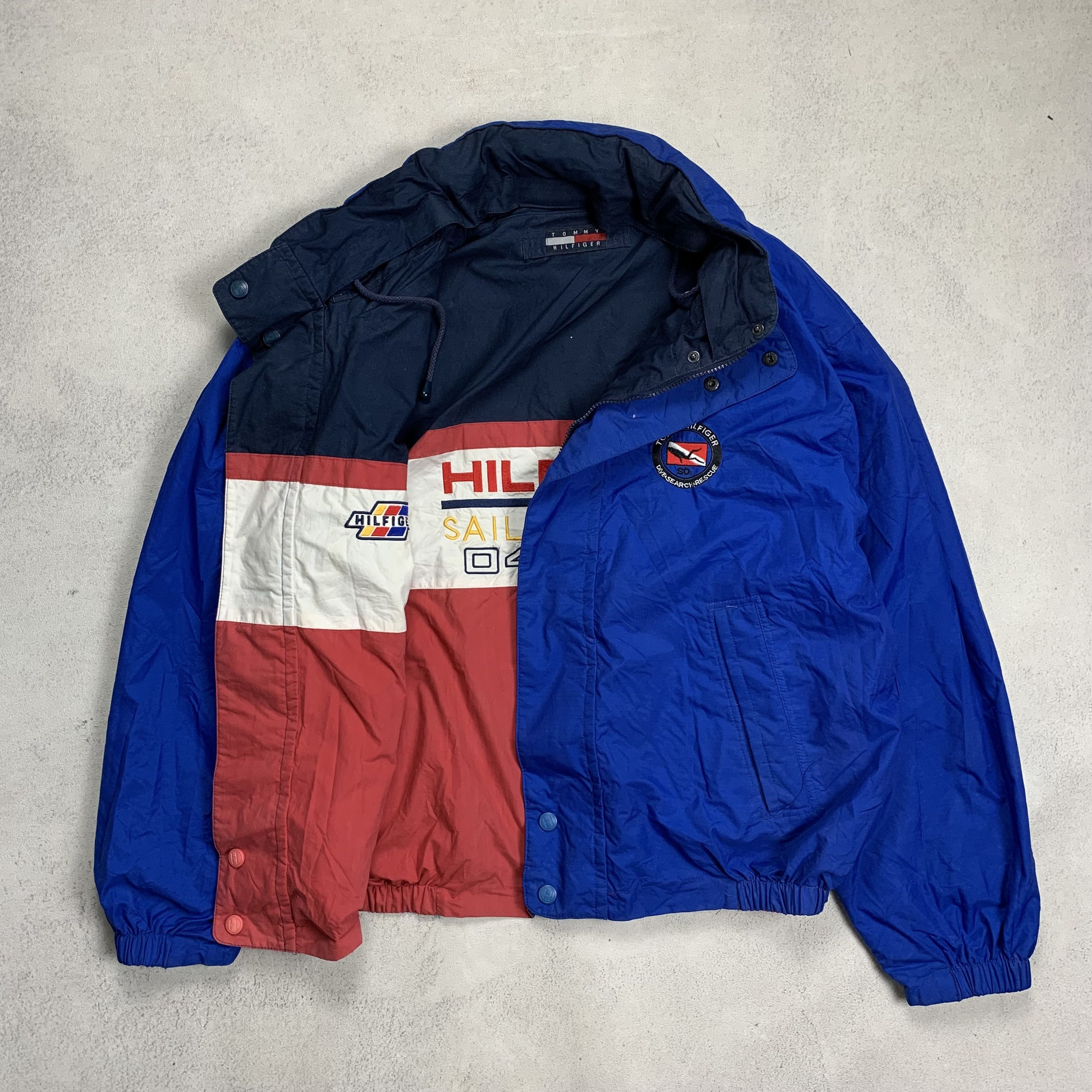 Tommy Hilfiger Vintage Reversible Tommy Hilfiger Sailing Gear Jacket Size US L / EU 52-54 / 3 - 2 Thumbnail
