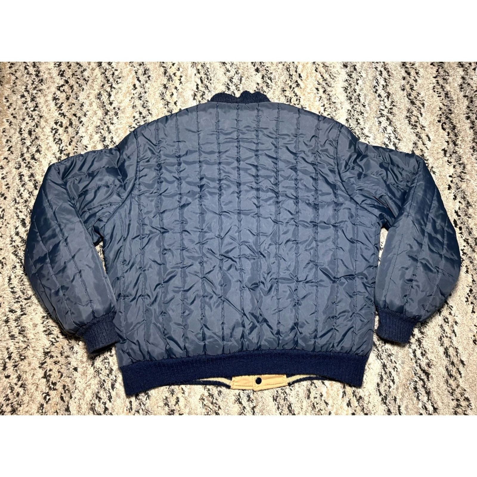 Wrangler VINTAGE Wrangler Outerwear Western Jacket Bomber Reversible Button XL Beige Navy Men's Size US XL / EU 56 / 4 - 6 Thumbnail
