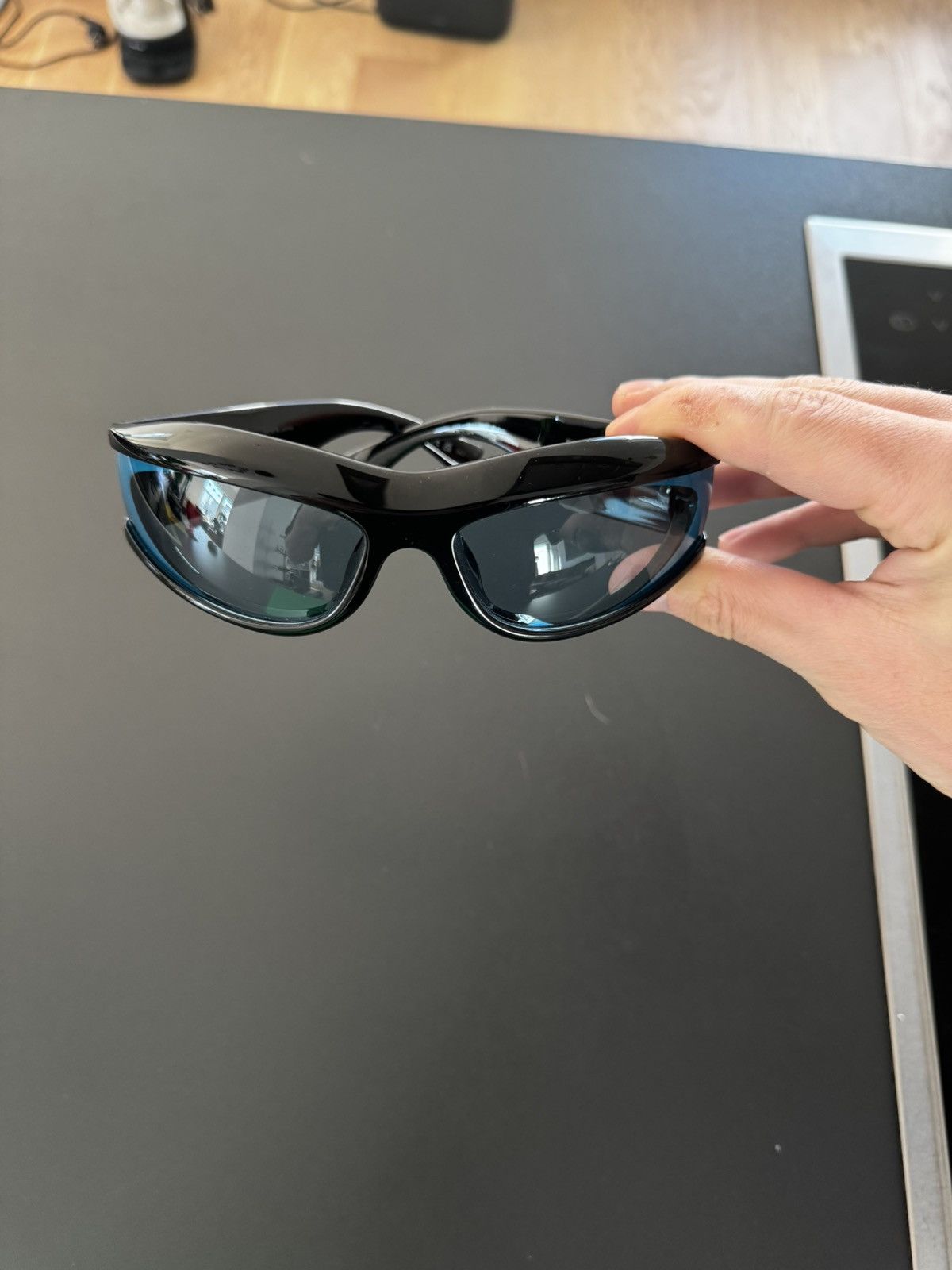 Bottega Veneta Bottega Veneta Sunglasses – Black / Blue Tint Size ONE SIZE - 8 Thumbnail