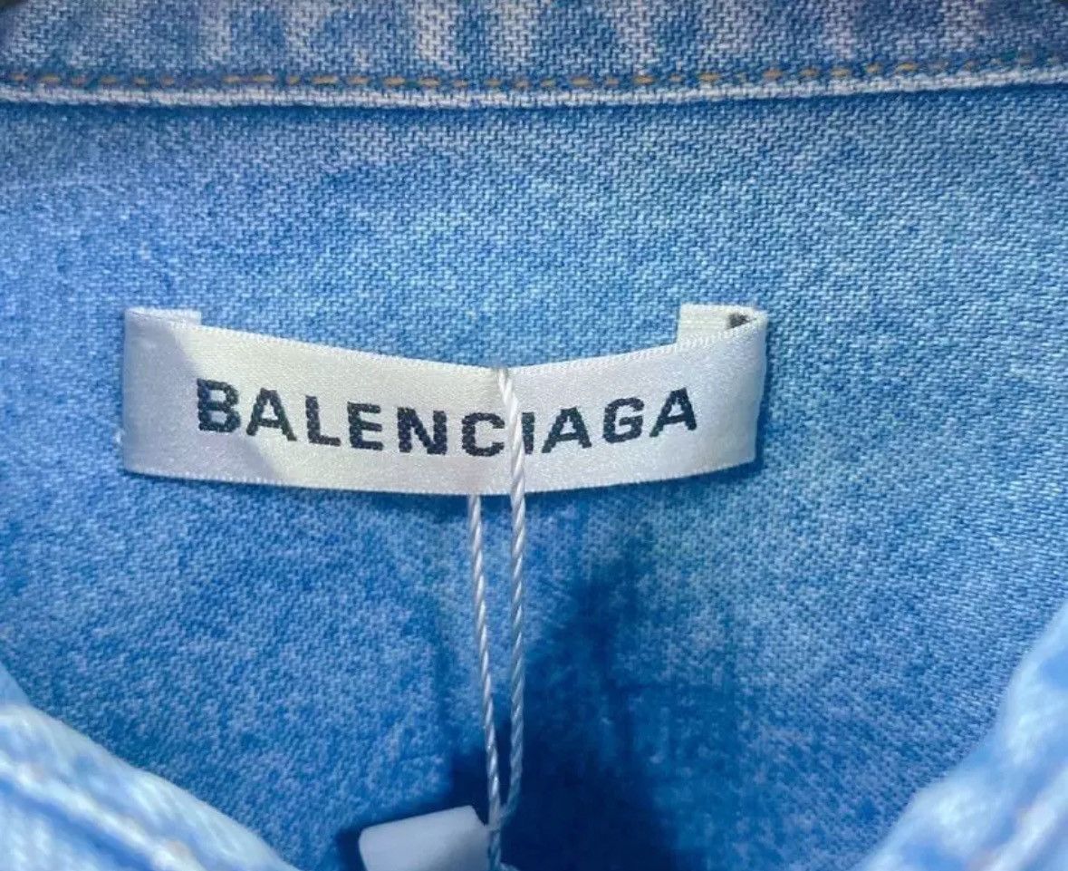 Balenciaga Balenciaga gradient denim jacket2412-Nextarrow Size US S / EU 44-46 / 1 - 7 Thumbnail