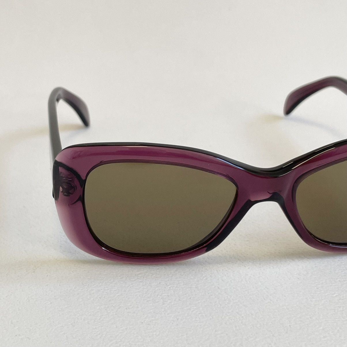 Cutler and Gross ‘Clear Purple’ 70s Rounded Edge Sunglasses Size ONE SIZE - 3 Thumbnail