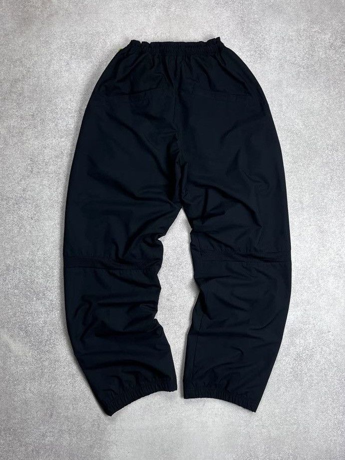 Other VINTAGE NIKE SWOOSH BAGGY NYLON FLARED TRACK PANTS M Size US 32 / EU 48 - 4 Thumbnail