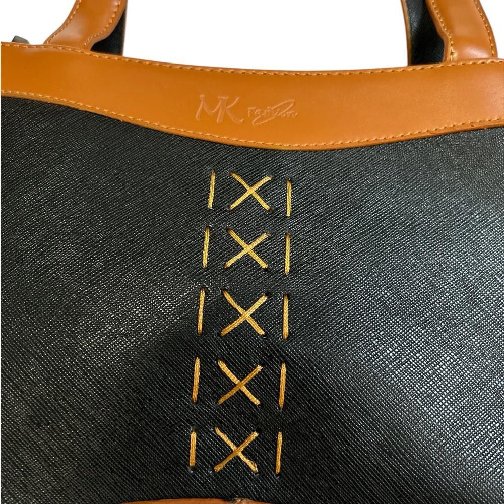 Designer MK Signature Black and Tan shoulder Bag Size ONE SIZE - 2 Thumbnail