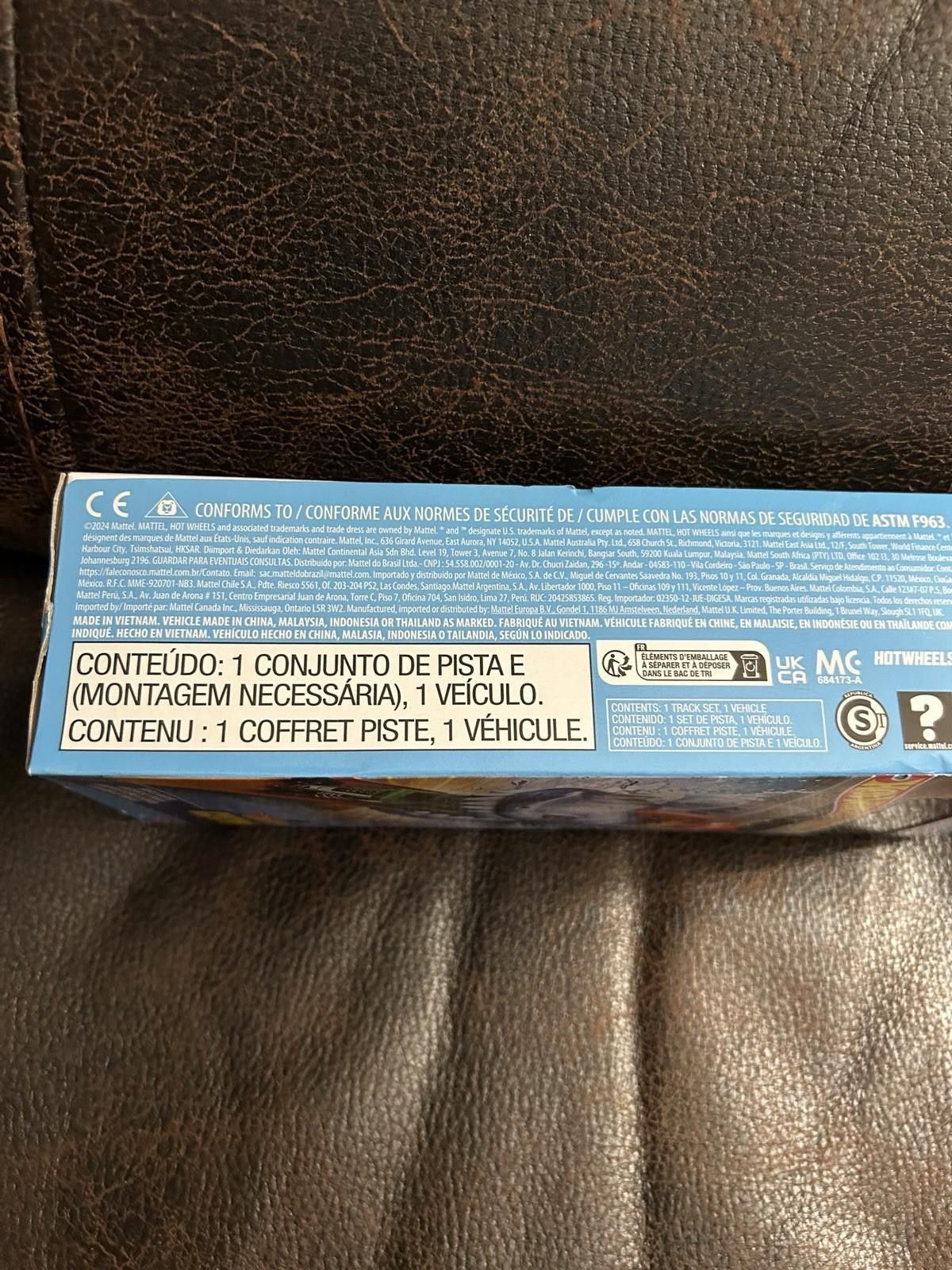 Other MATTEL HOT WHEELS CITY SHARK LAUNCHER TRACK and 1 VEHICLE Size ONE SIZE - 4 Thumbnail