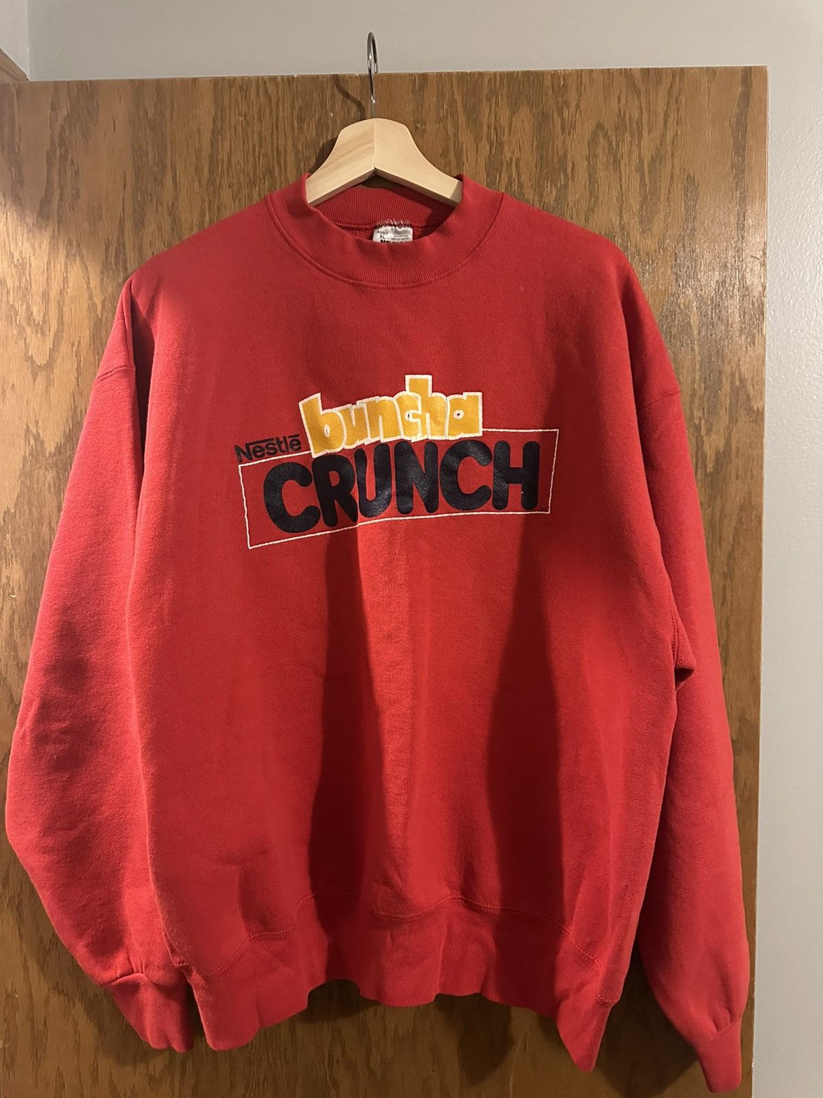 Vintage Vintage 1990’s Nestle buncha crunch Crewneck Size US XL / EU 56 / 4 - 1 Thumbnail