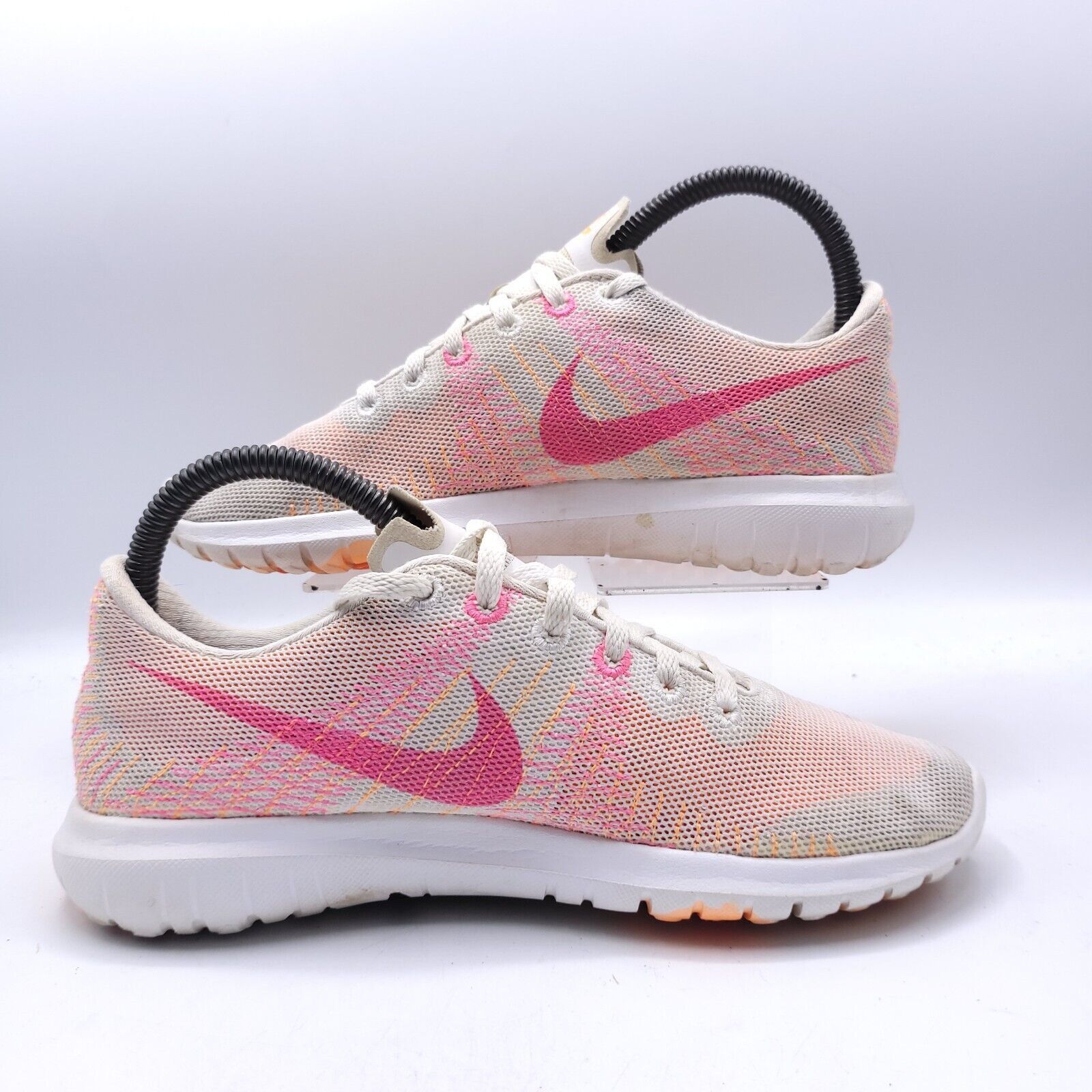 Nike Nike Flex Fury Lace Up Shoe Womens Size 6 705299-101 Pink Size US 6 / IT 36 - 6 Thumbnail