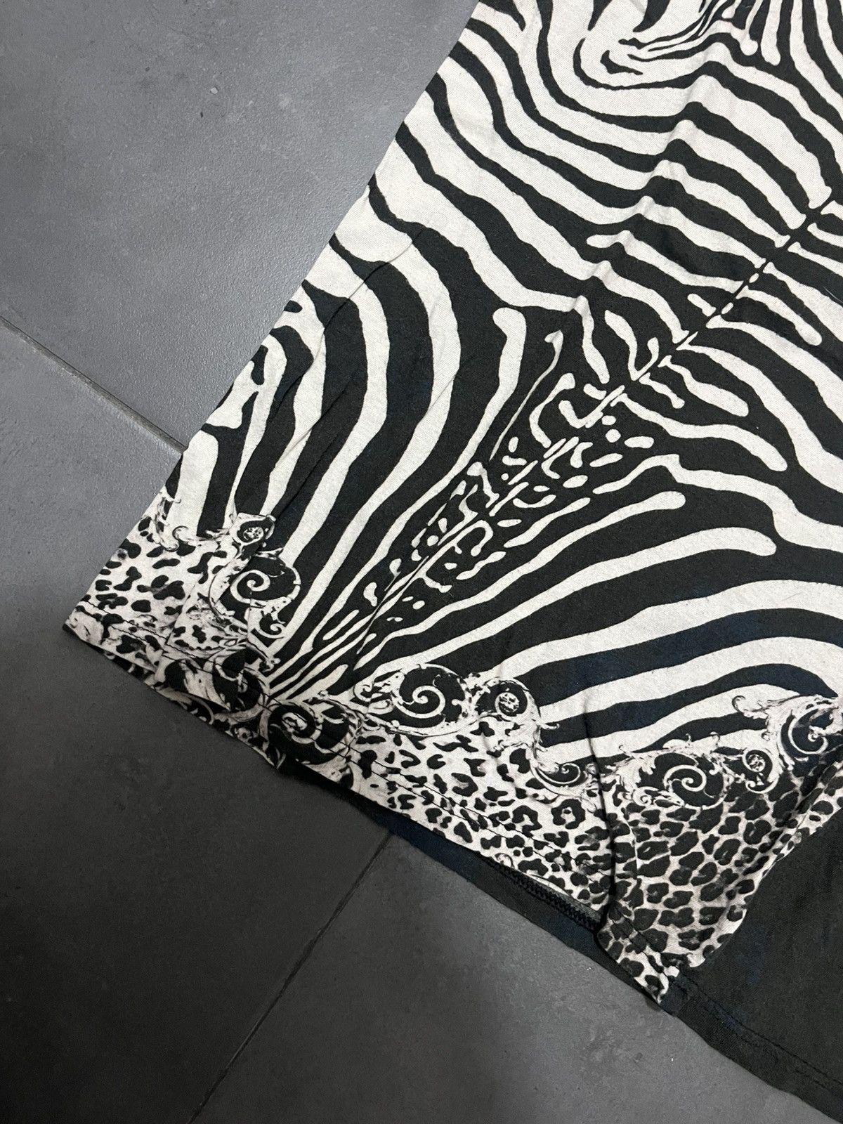 Balmain Balmain Zebra T-Shirt Size US S / EU 44-46 / 1 - 5 Thumbnail