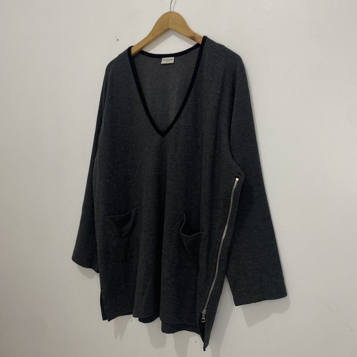 Dries Van Noten Dries Van Noten V Neck Sweatshirt Size S / US 4 / IT 40 - 3 Thumbnail