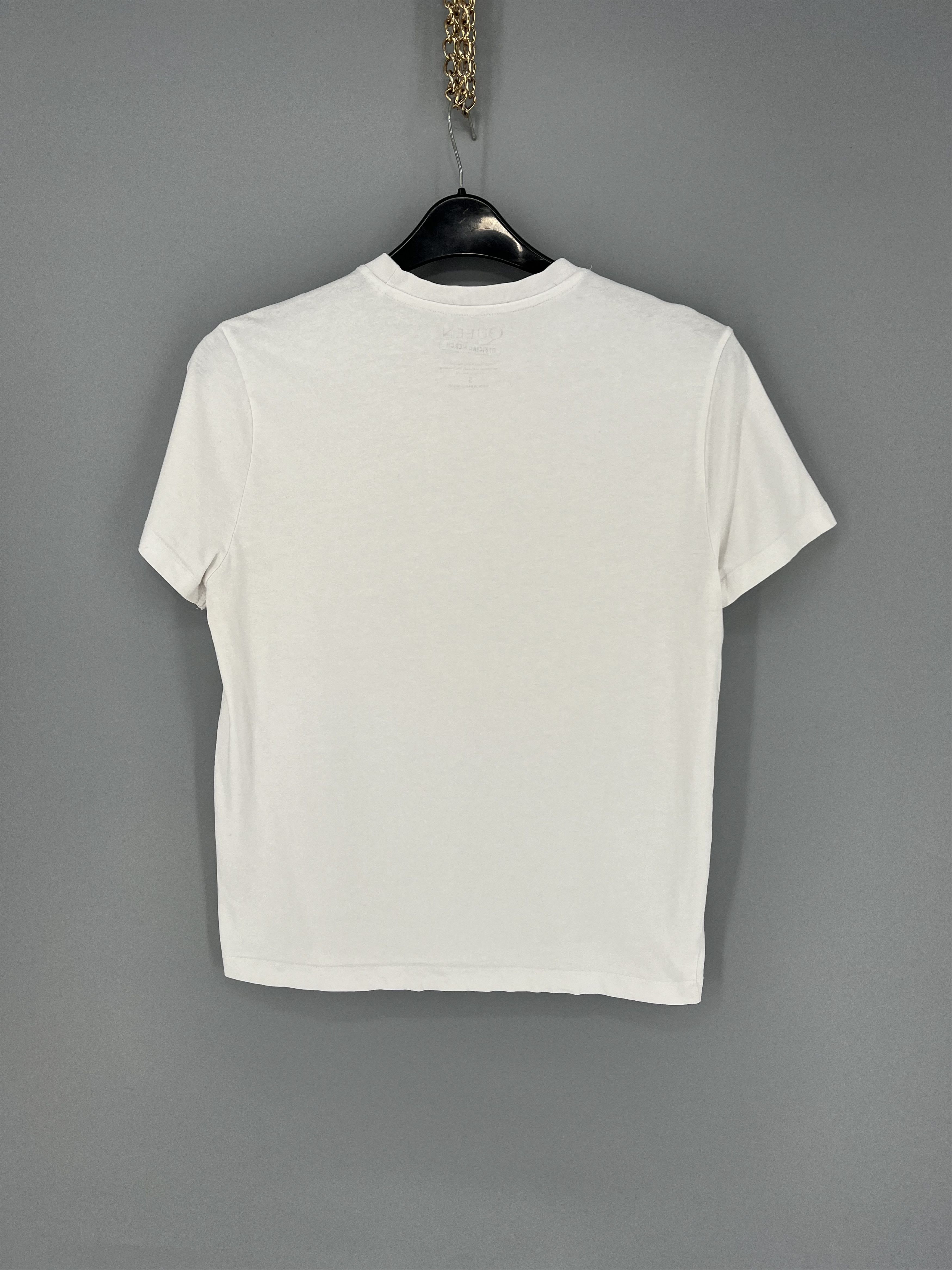 Band Tees Vintage Y2k Hanes Queens Band Tee Streetwear Style Size US S / EU 44-46 / 1 - 9 Thumbnail