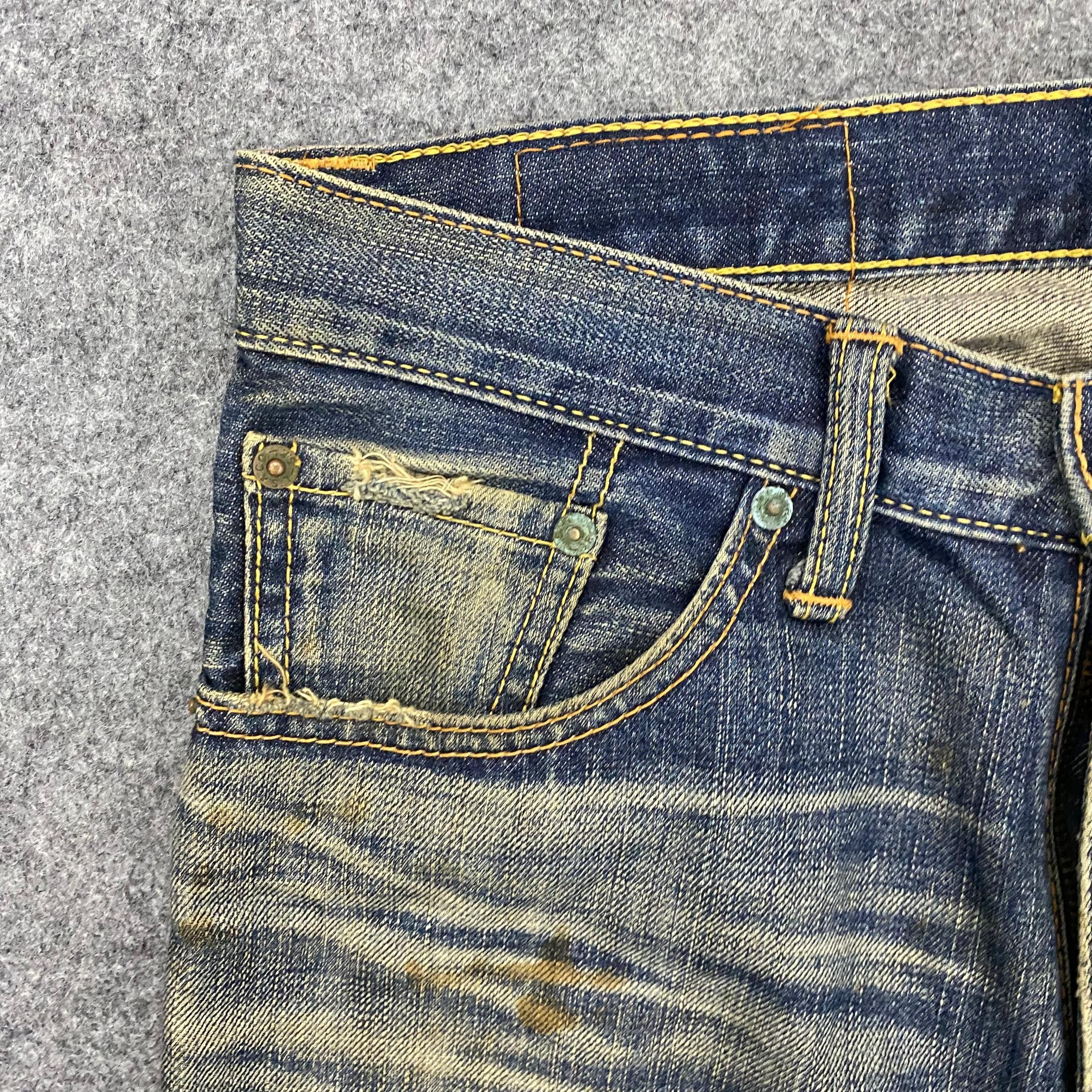 Levi's Vintage Levis 702 Distressed Denim Kurt Cobain Style Size US 30 / EU 46 - 12 Thumbnail