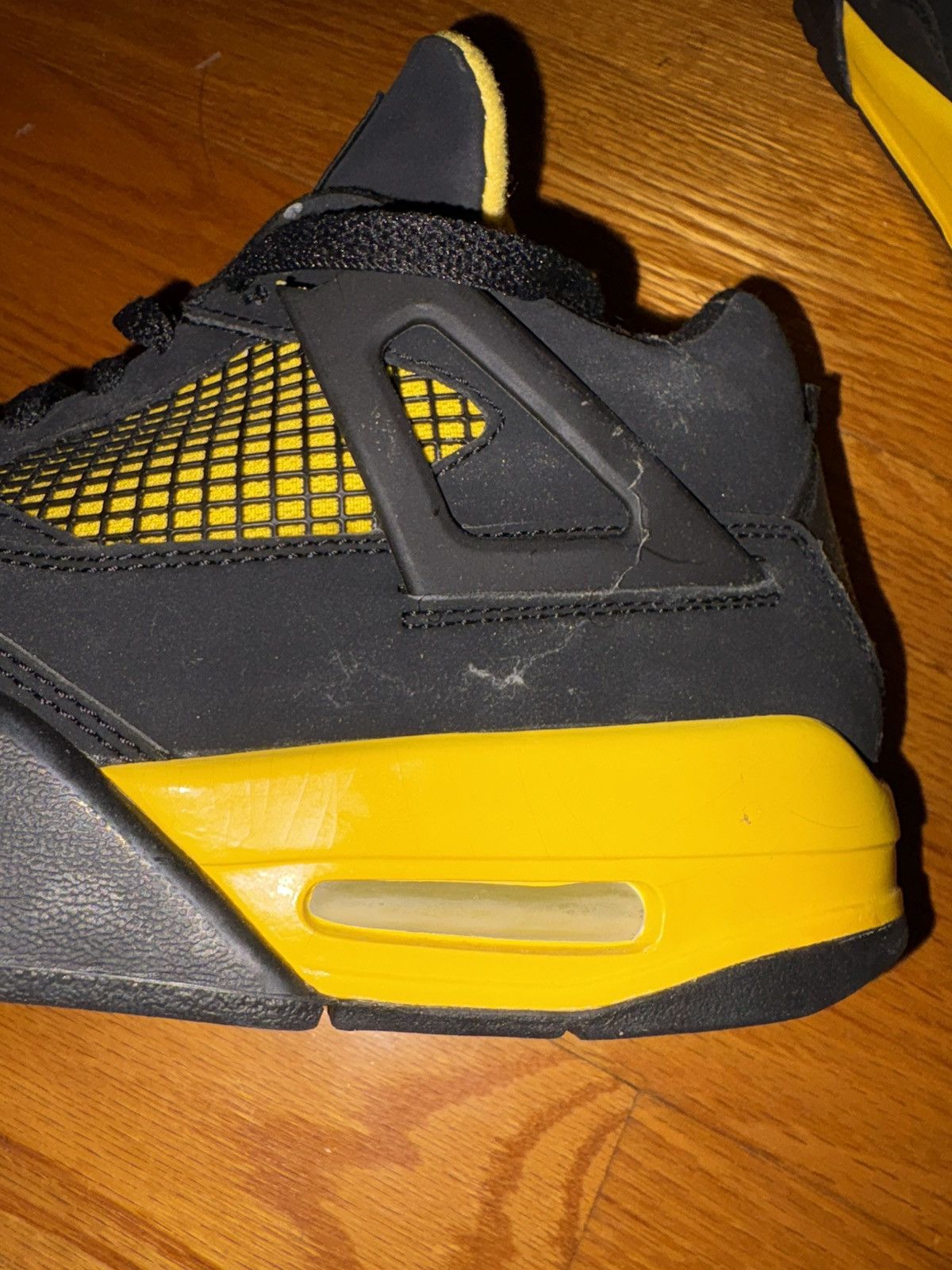 Jordan Brand JORDAN 4 RETRO LS 'THUNDER' 2006 Size US 10 / EU 43 - 7 Thumbnail