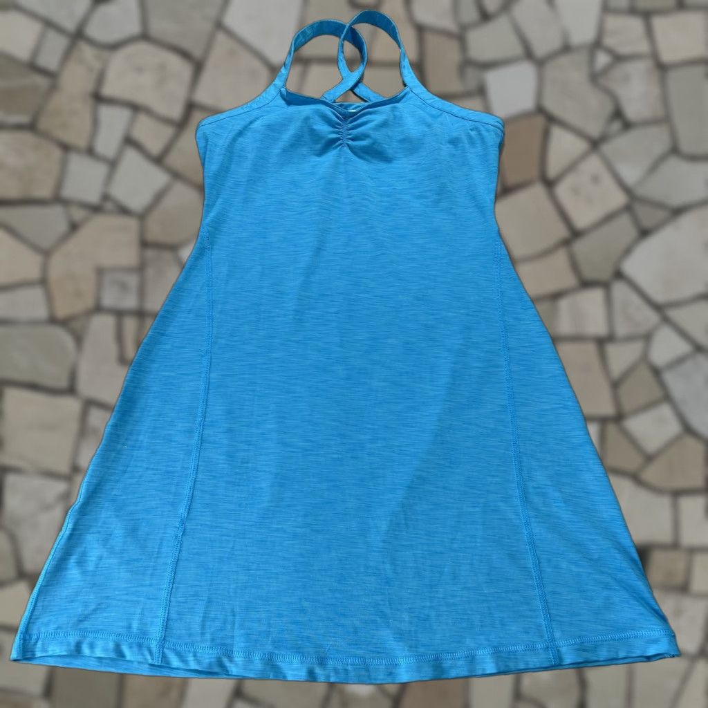Mountain Hardwear Mountain Hardwear Dress Womens Medium Blue Racerback Built In Bra Activewear Size M / US 6-8 / IT 42-44 - 1 Thumbnail