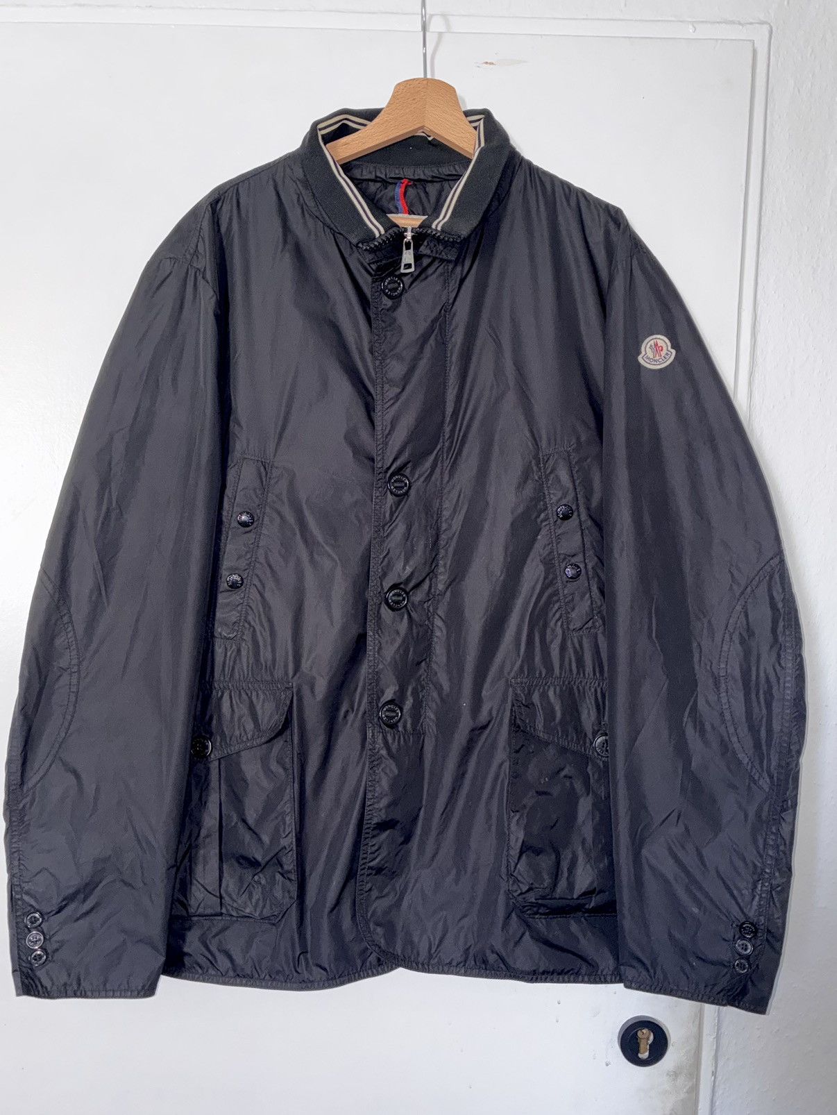 Moncler Nylon aix giubbotto Moncler jacket Size US XL / EU 56 / 4 - 1 Thumbnail