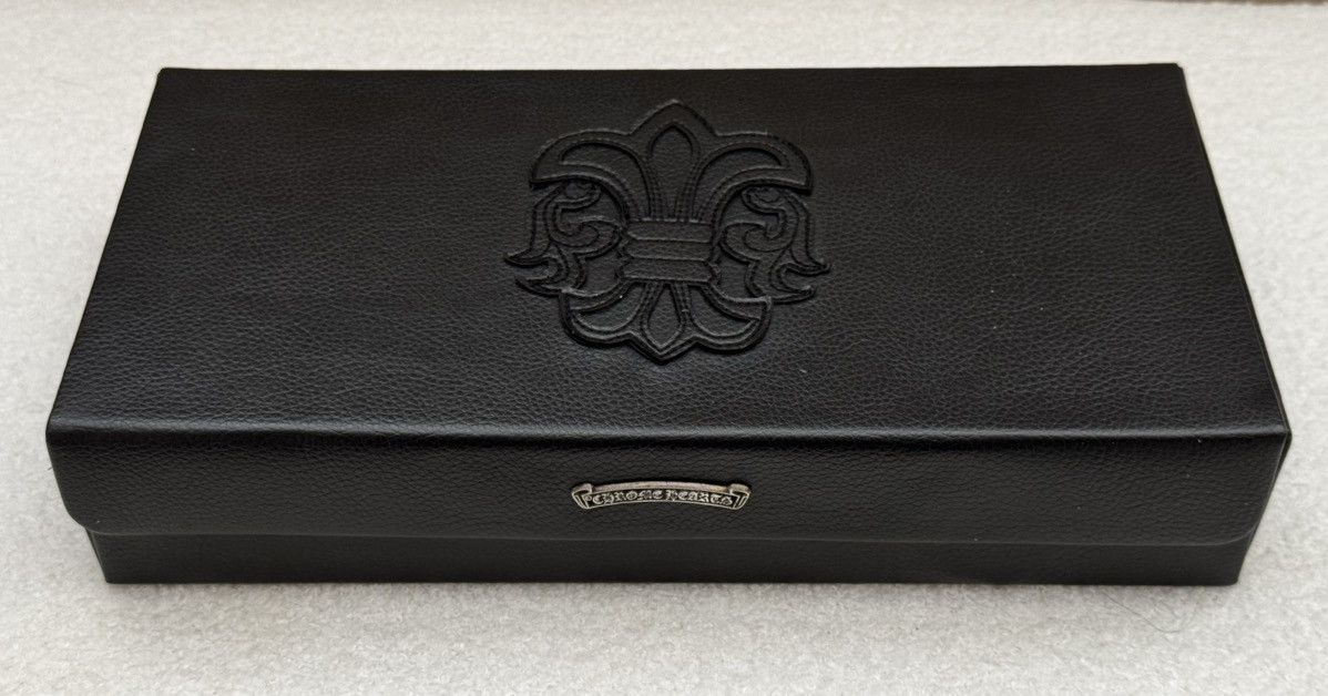 Chrome Hearts VERY RARE Chrome Hearts vintage 6 tray sunglasses case Size ONE SIZE - 1 Thumbnail
