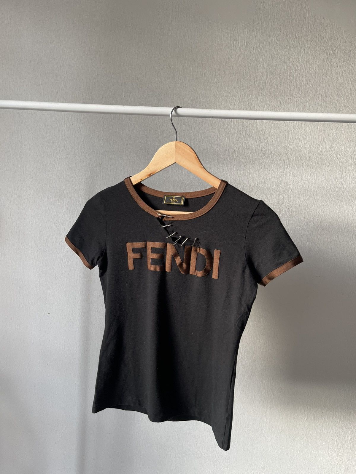 Fendi Fendi Distressed Pin Tee A2 Size S / US 4 / IT 40 - 2 Thumbnail