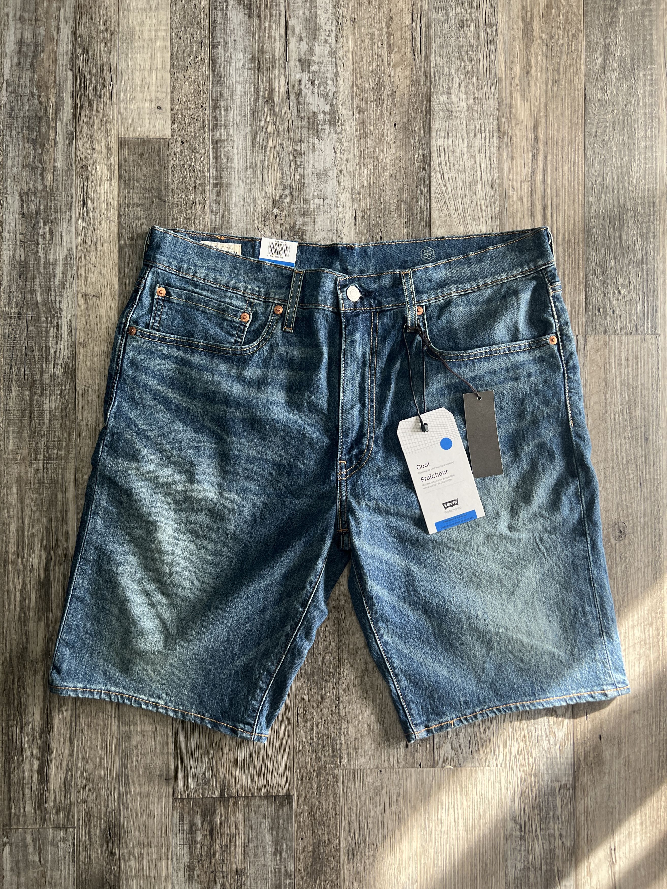 Levi's Levis Beruda Denim Shorts Size US 34 / EU 50 - 1 Thumbnail